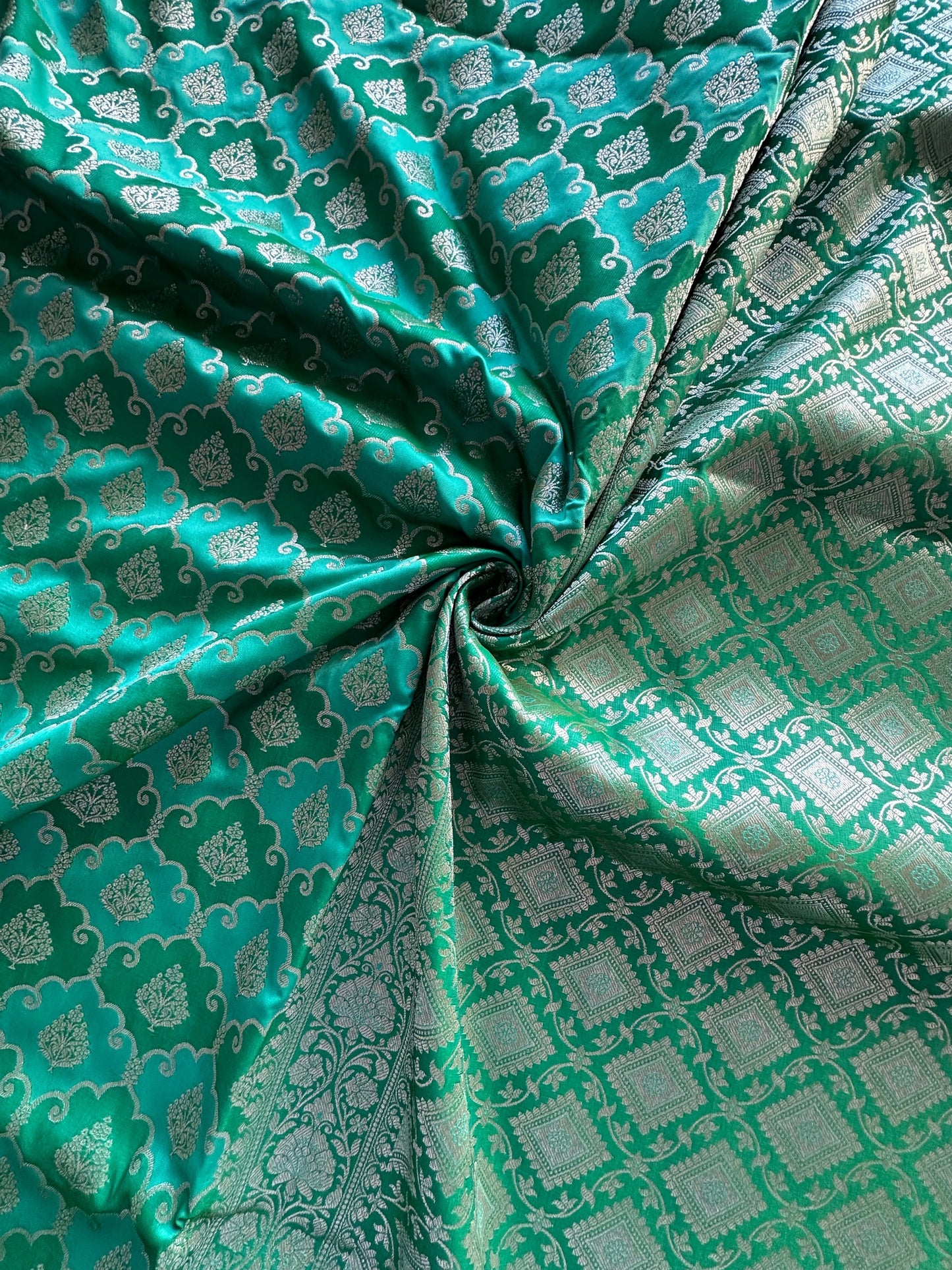 Sea Green Banarasi Rangkaat Blended Silk Saree