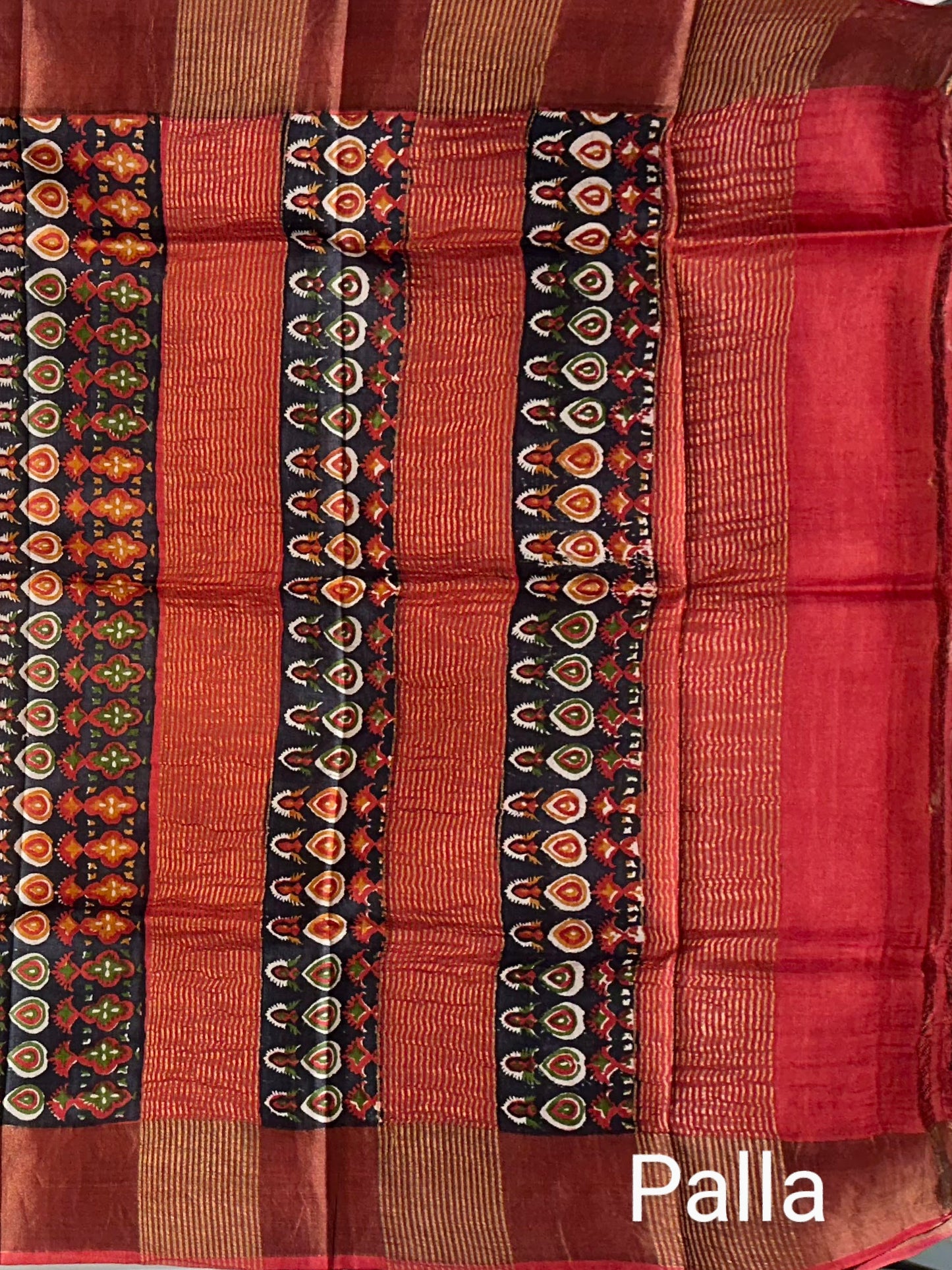 Cream Shantiniketan Print Tussar Silk Saree