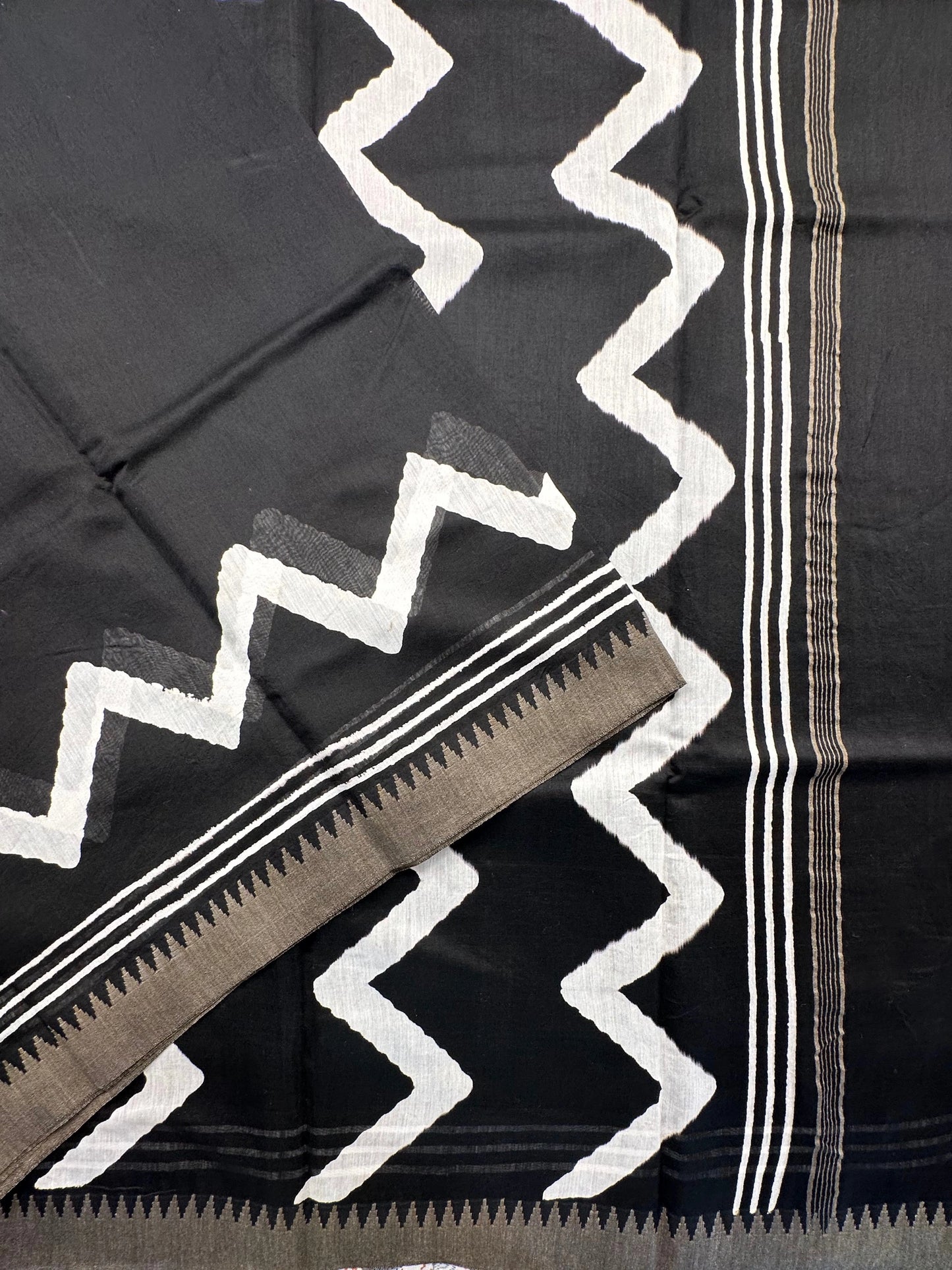 Black Temple Border Chanderi Saree