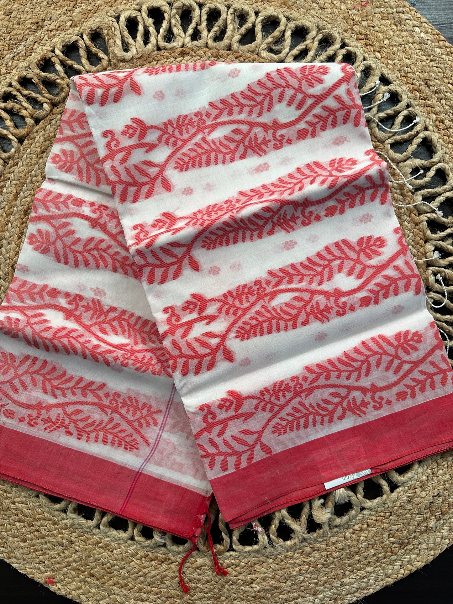 White Red Doodh Aalta Pure Cotton Saree