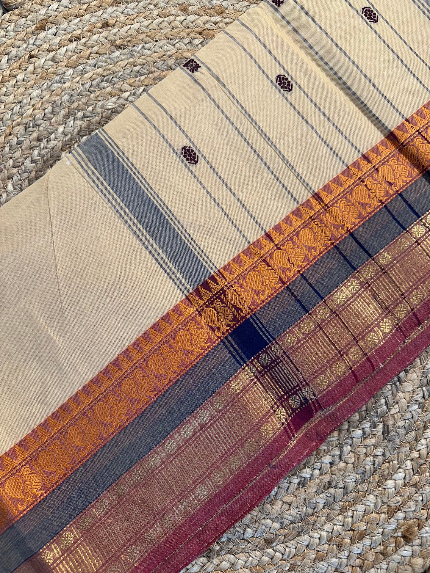 Beige Narayanpet Cotton Saree