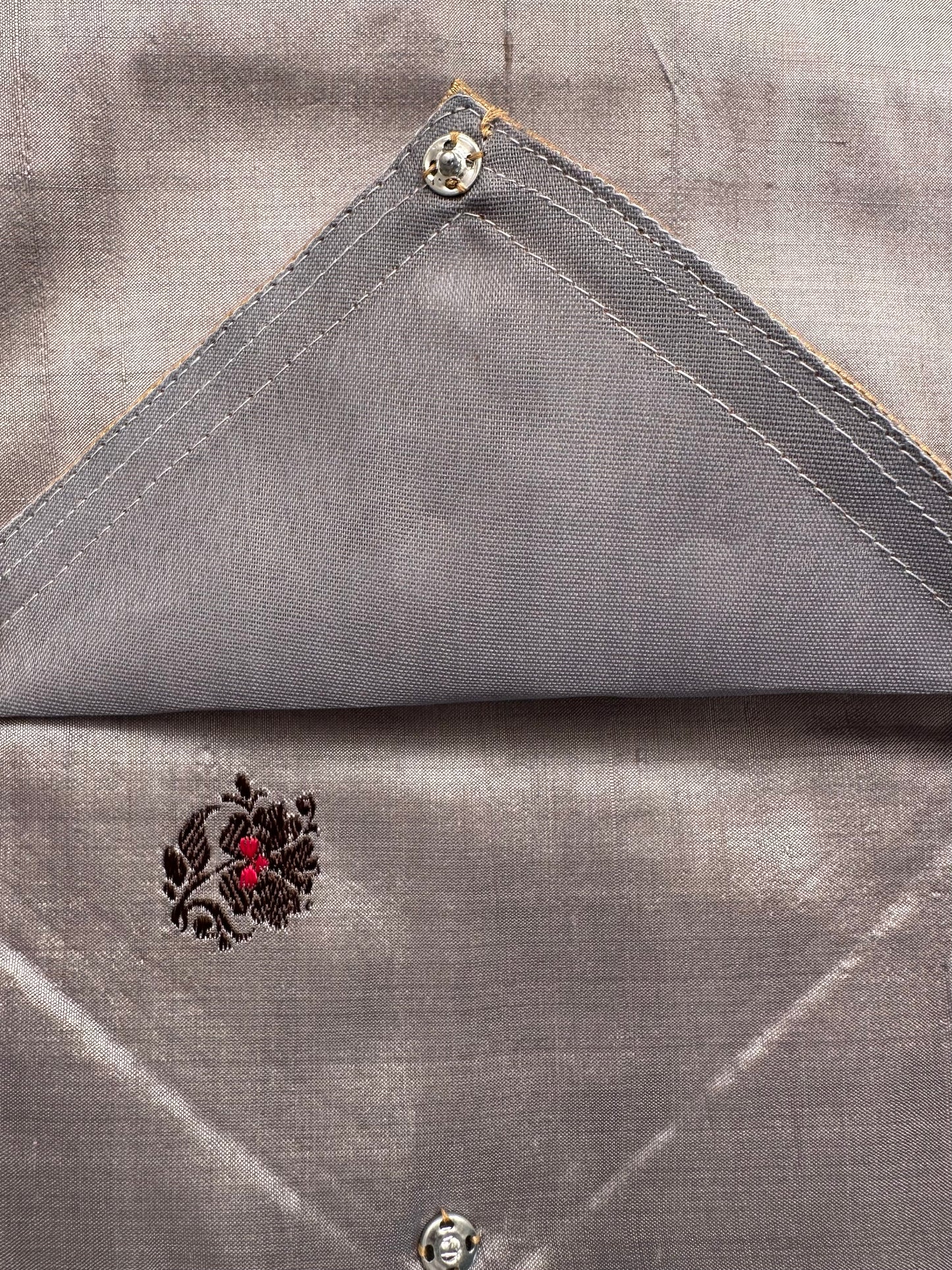 Grey Pure Silk Saree Bag With Pouch