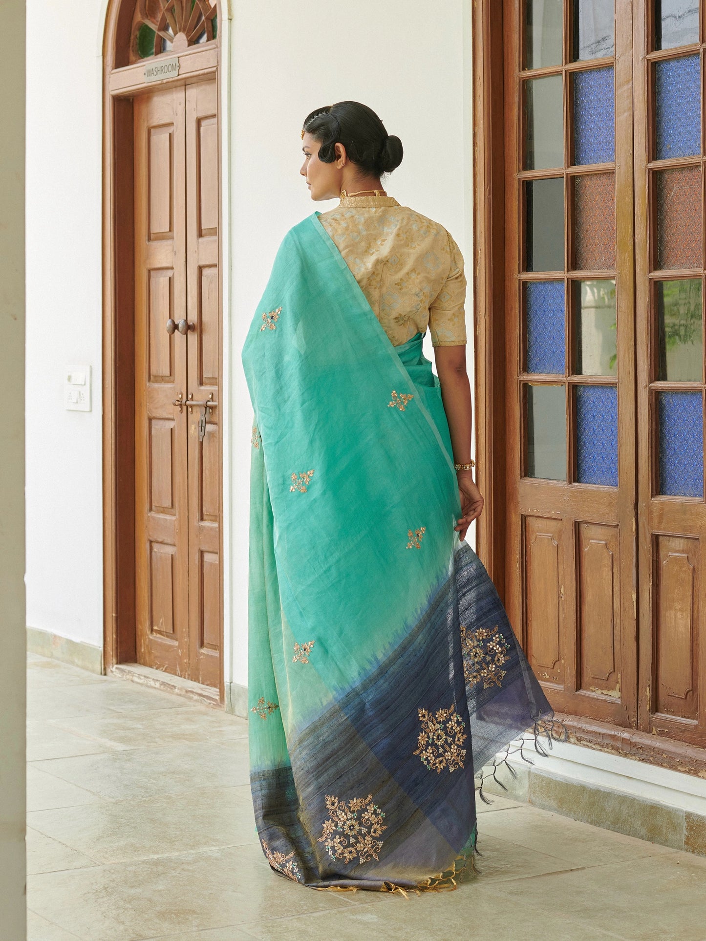 Firozi Tussar Saree With Zari Work