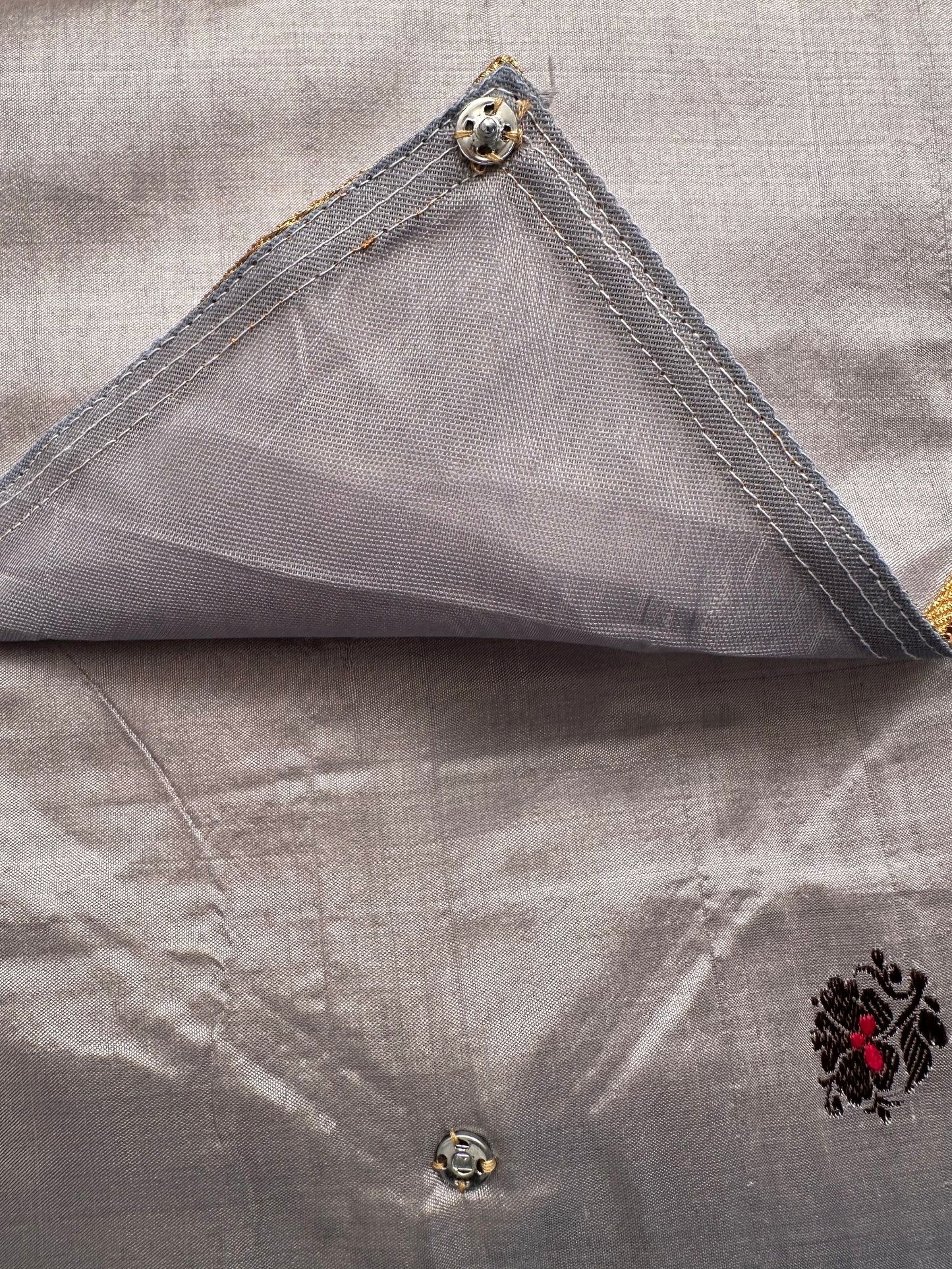 Grey Pure Silk Saree Bag With Pouch