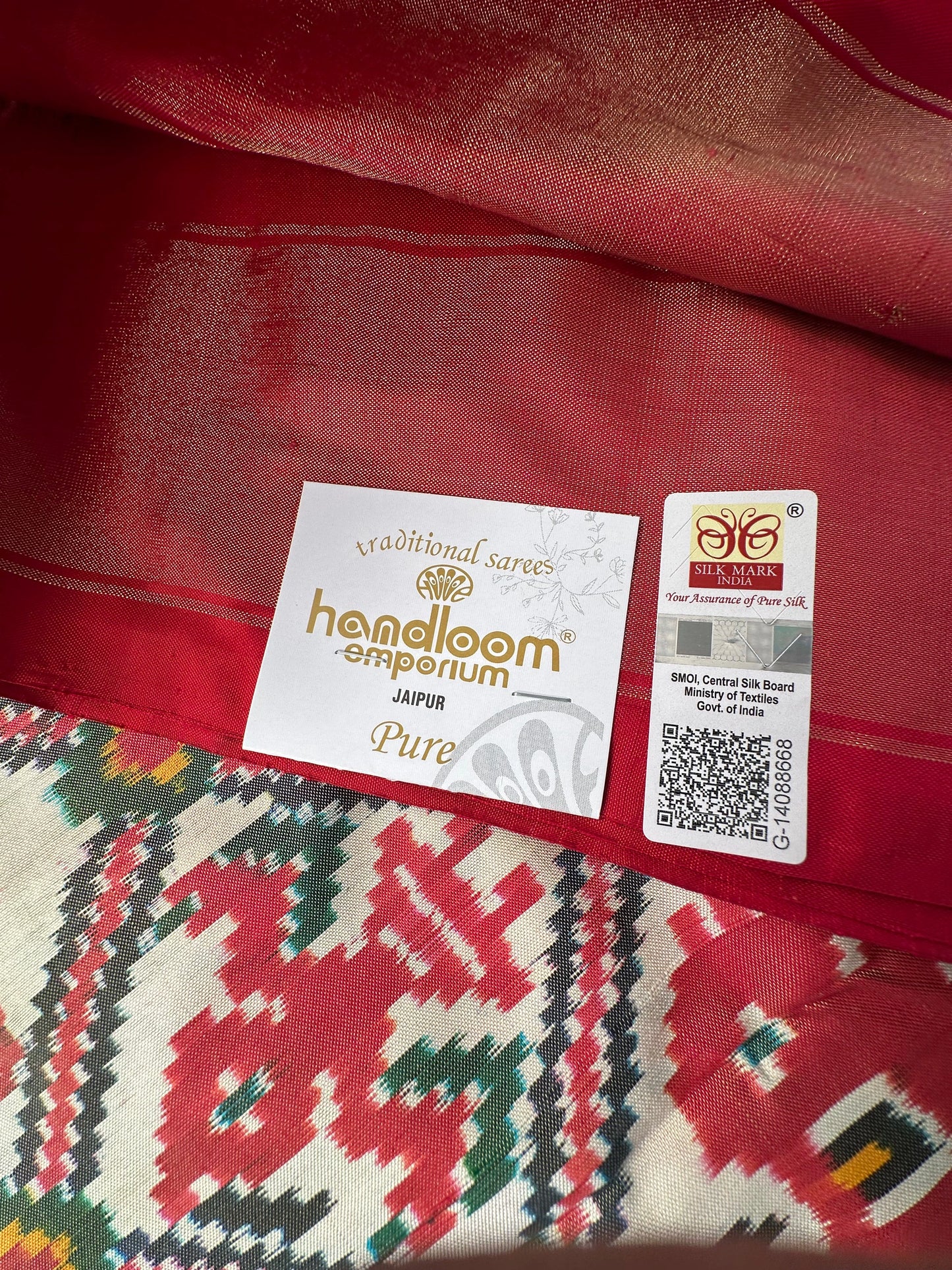 Off White-Red Patola Handloom Silk Saree