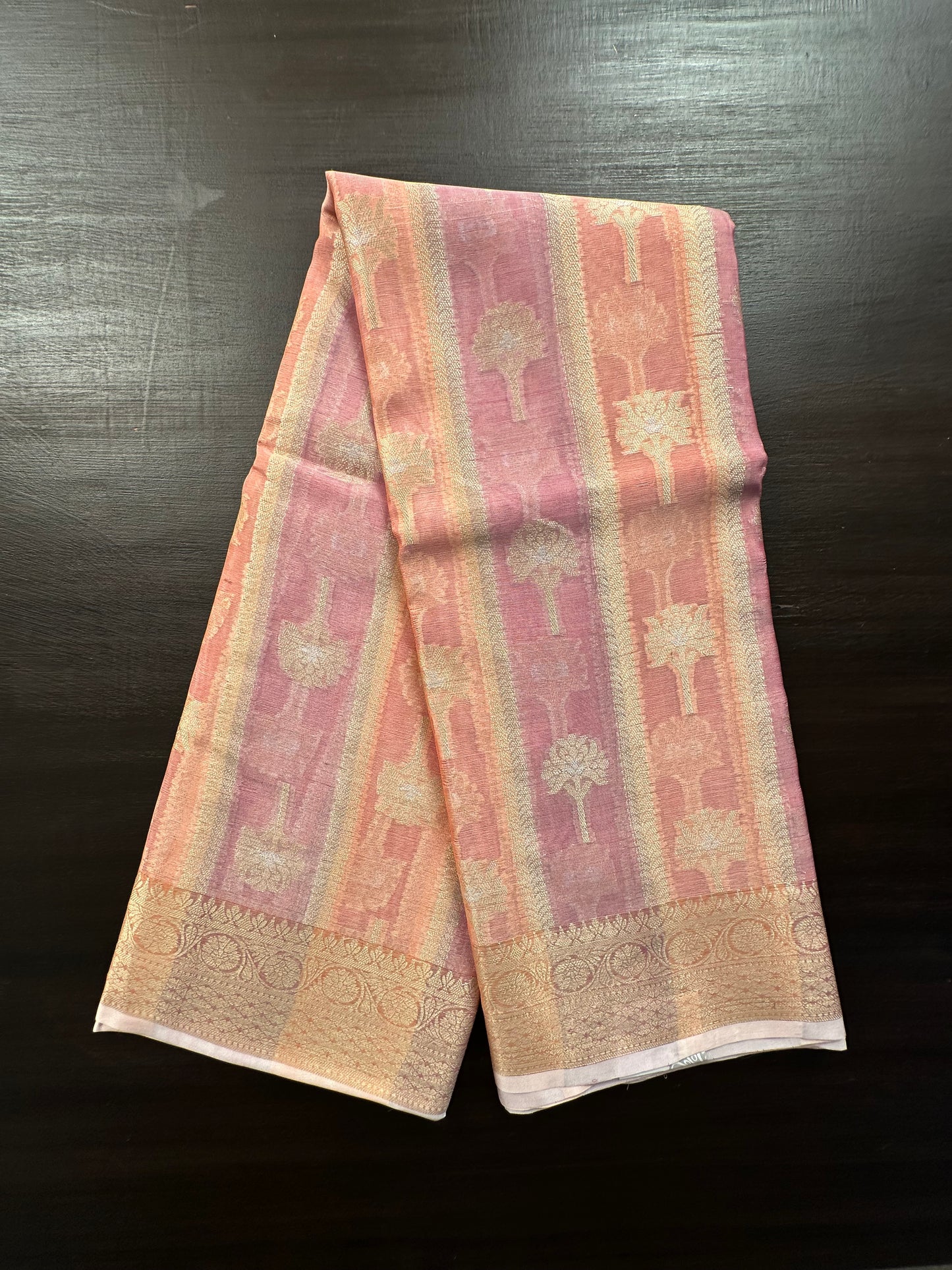 Ishpreet Tissue Saree