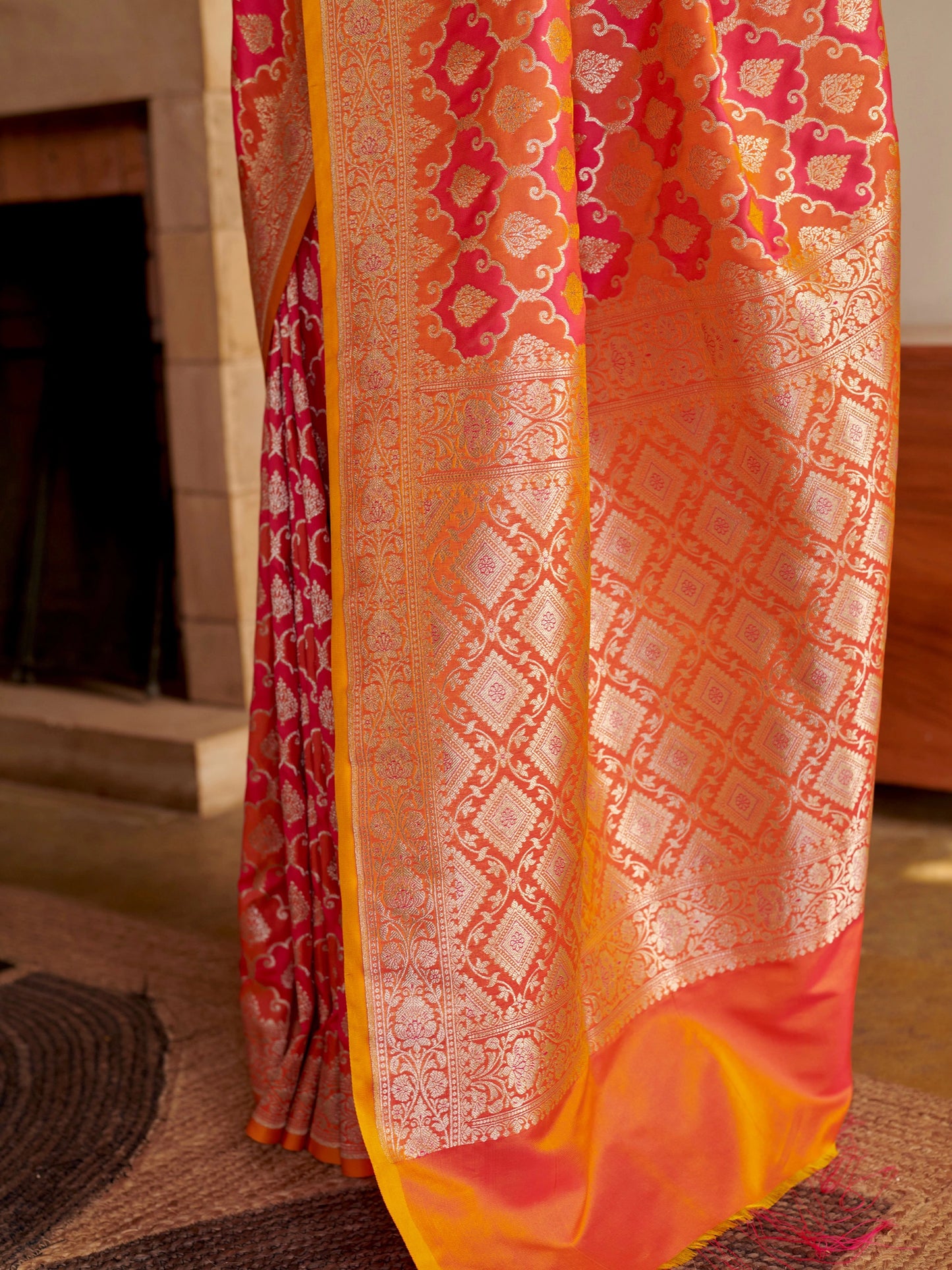 Banarasi Rangkaat Blended Silk Saree