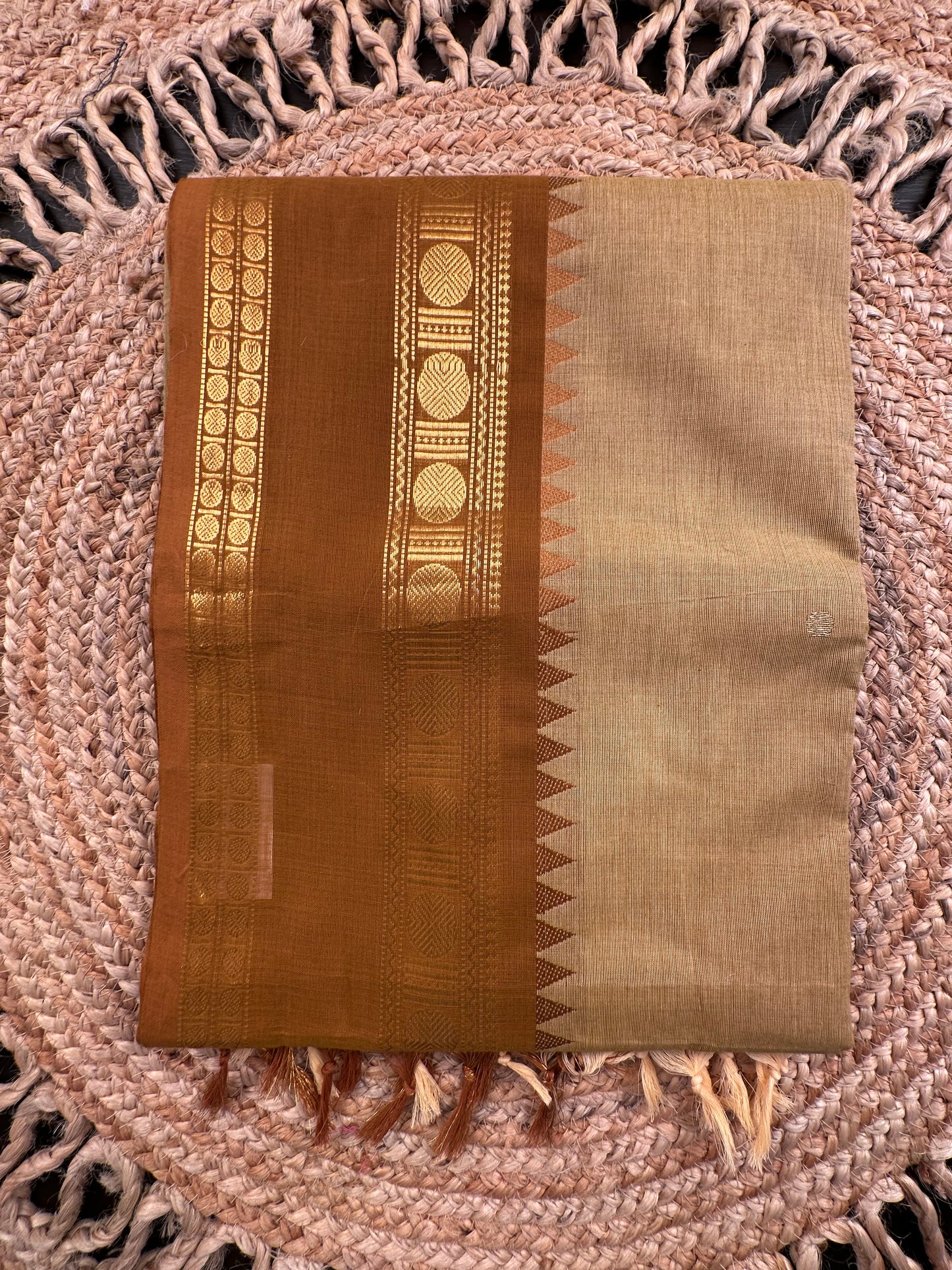 Beige Narayanpet Cotton Saree