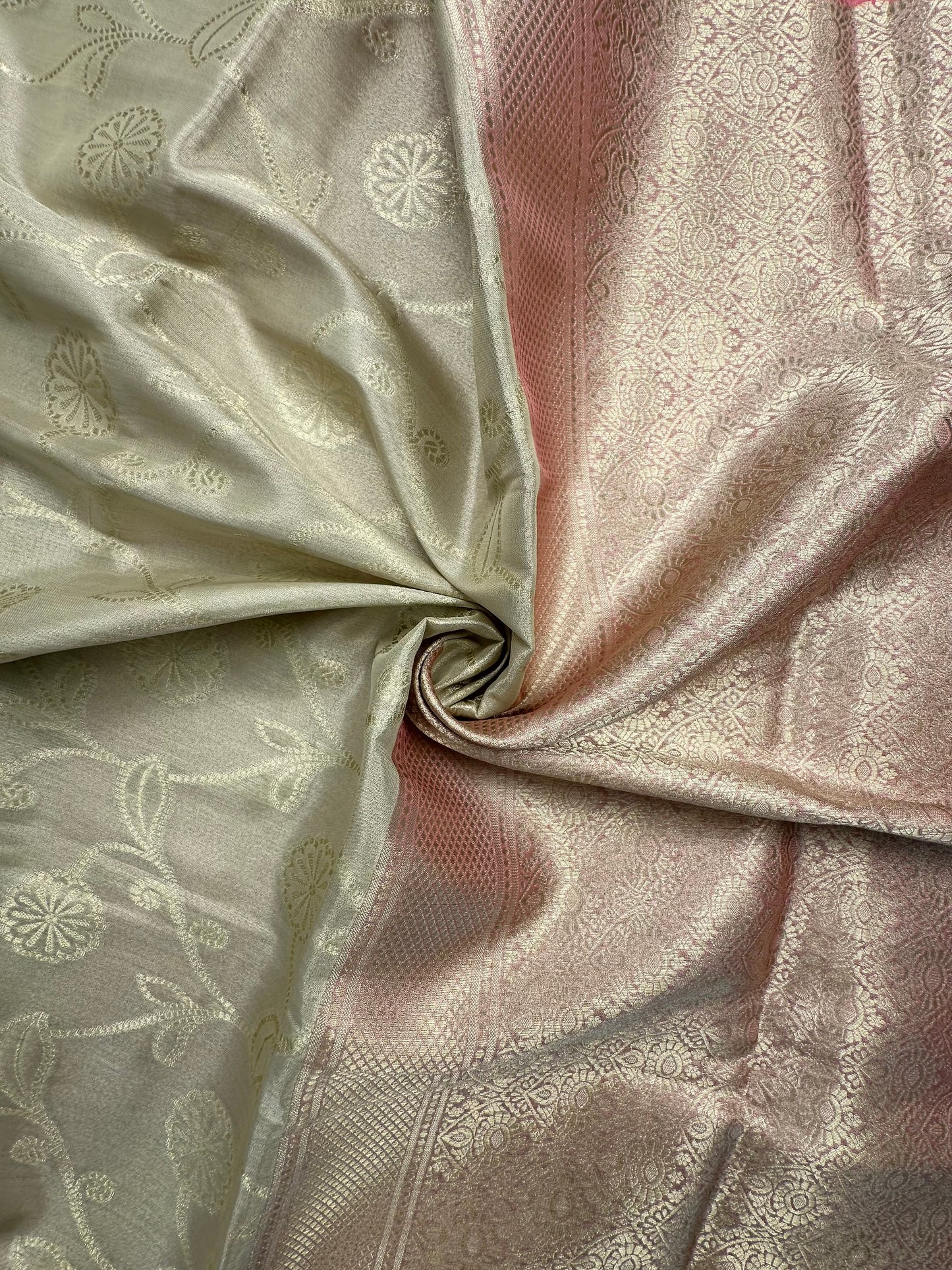 Cream-Pink Seerat Tissue Saree