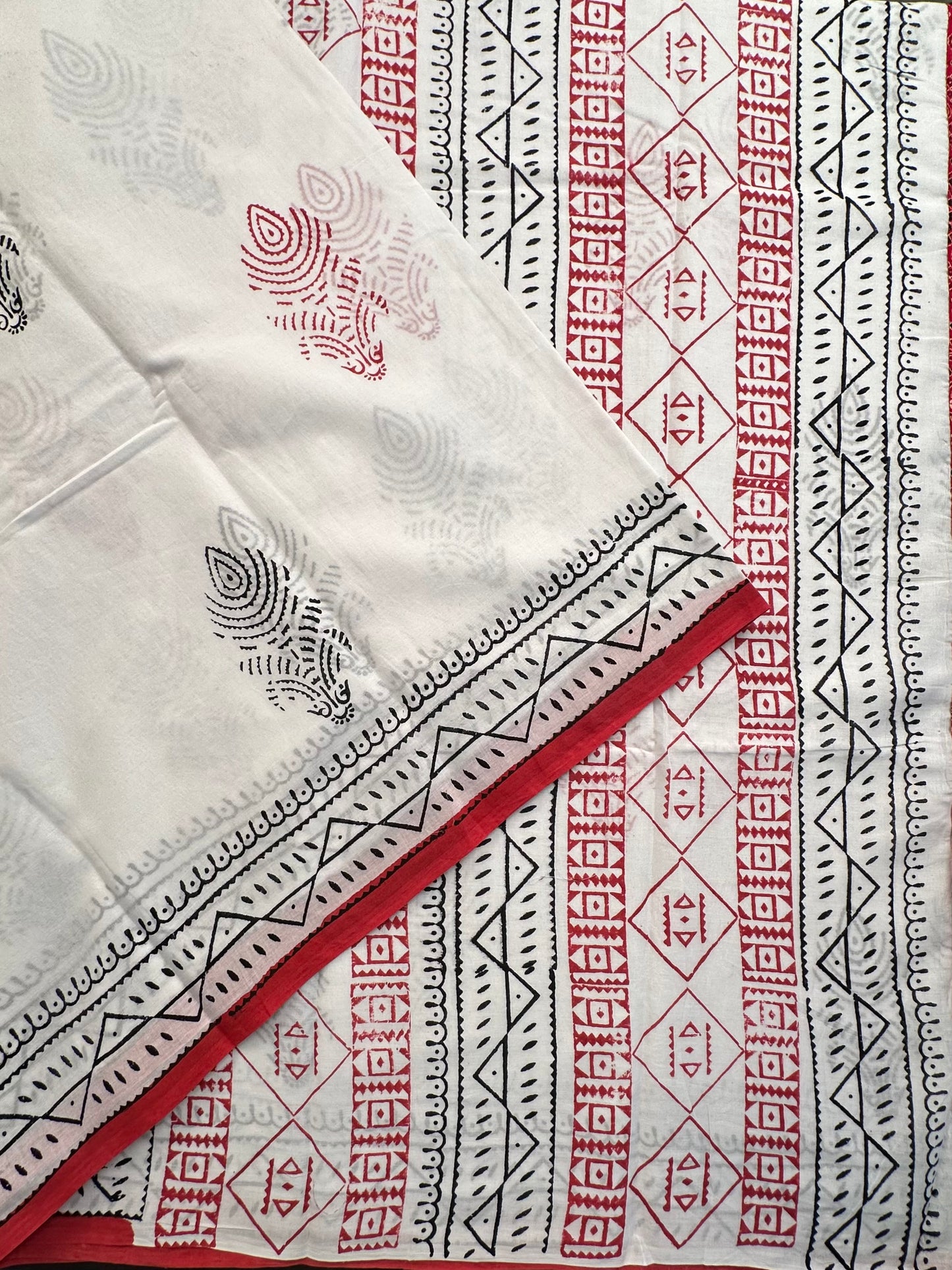 White Pure Cotton Saree