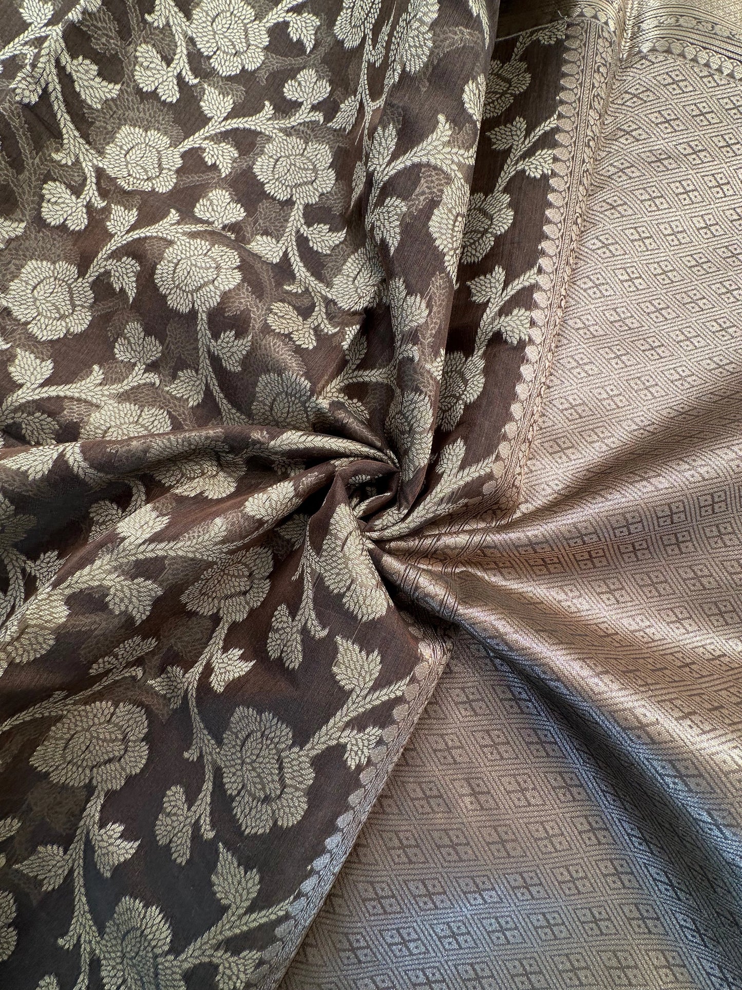 Brown Floral Emboss Chanderi Saree
