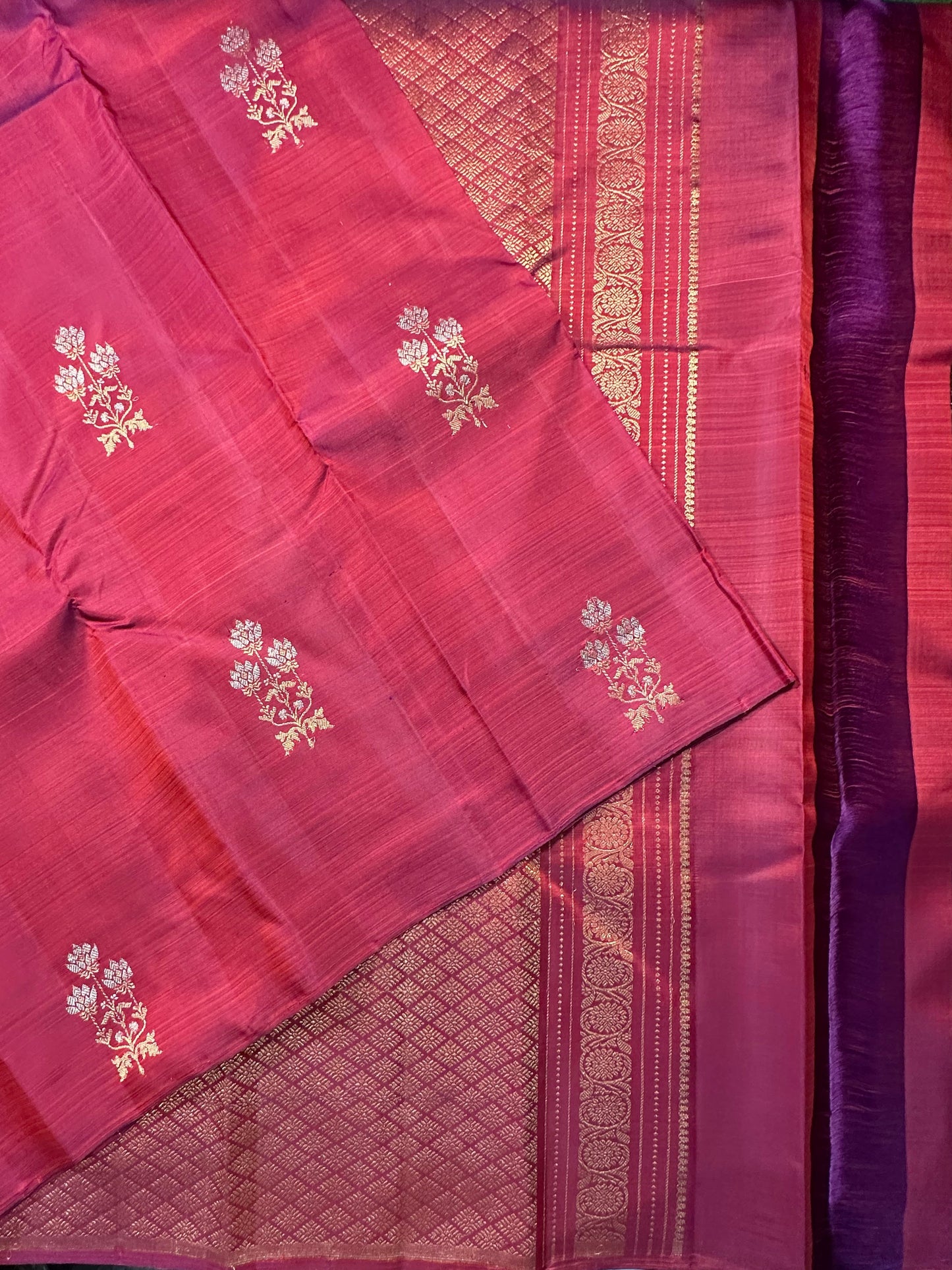 Magenta Handloom Kanjivaram Pure Silk Saree