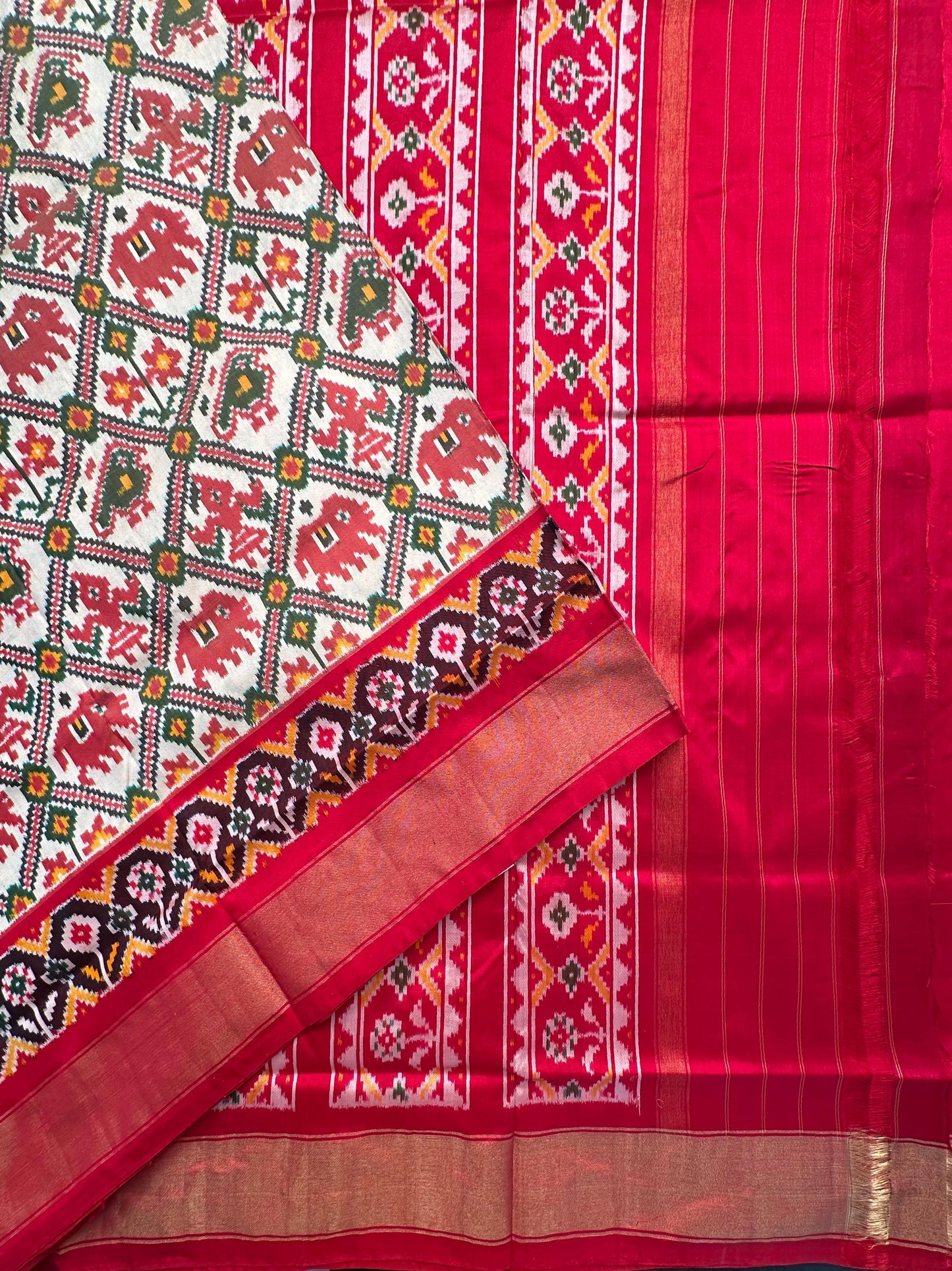 Off White-Red Patola Handloom Silk Saree