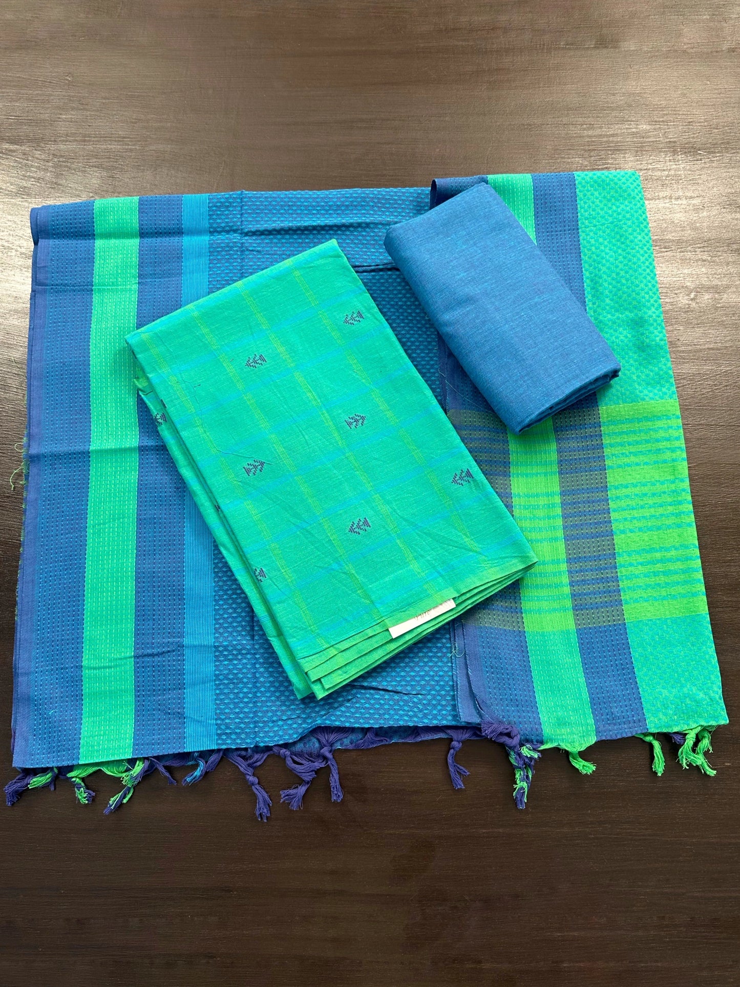 Sea Green Checkered Handloom Cotton Suit