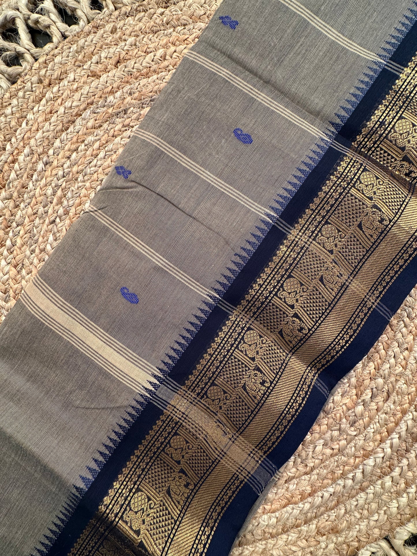 Grey Narayanpet Cotton Saree