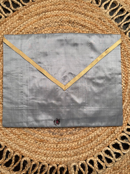 Grey Pure Silk Saree Bag With Pouch