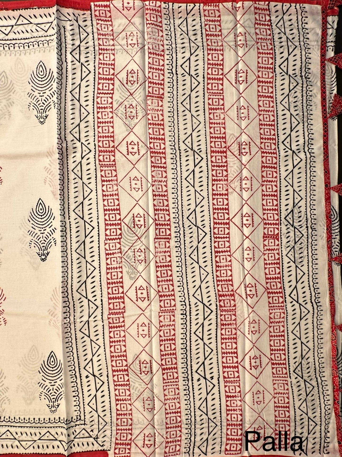 White Pure Cotton Saree