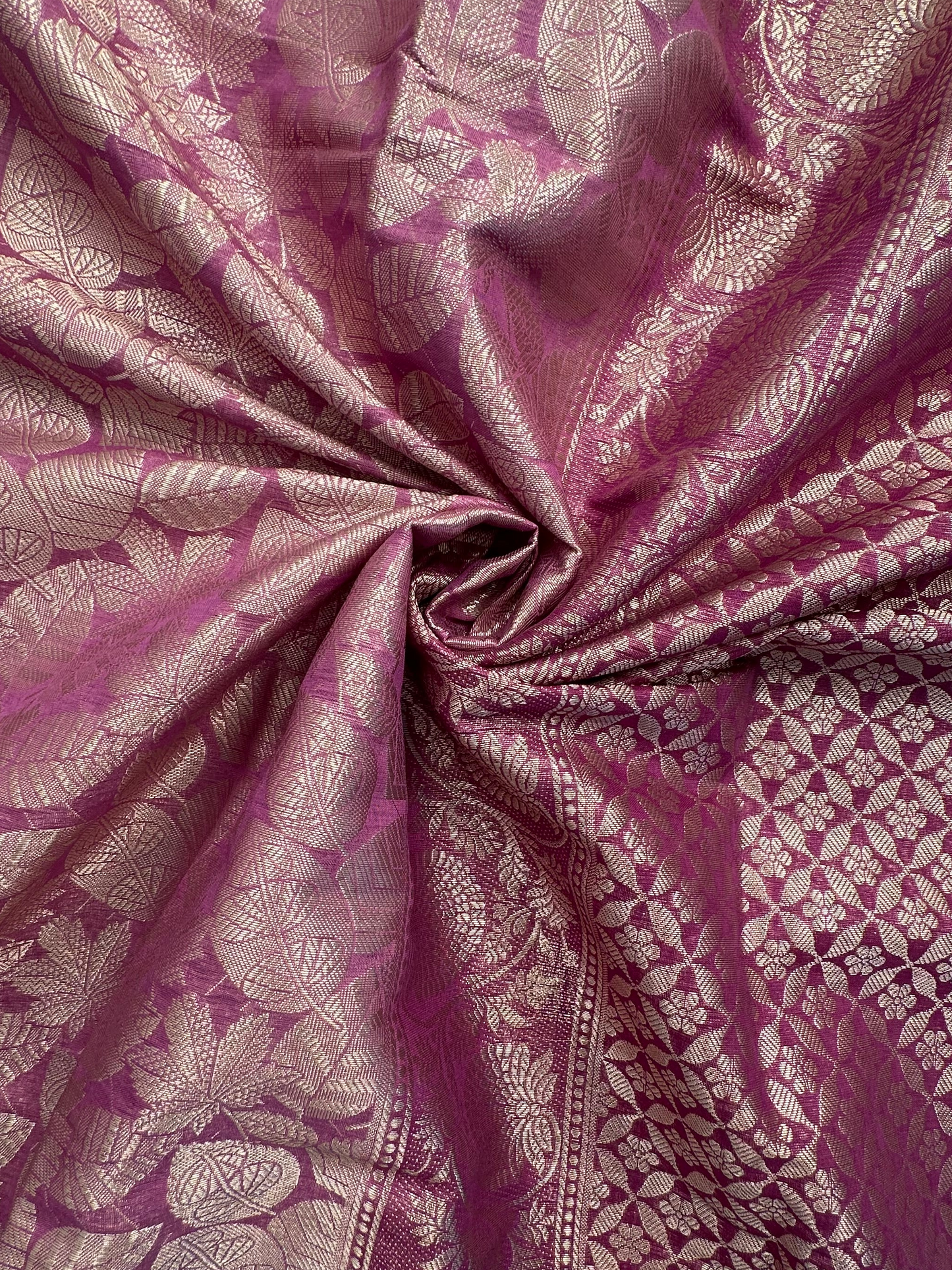 Magenta Vartika Tissue Saree