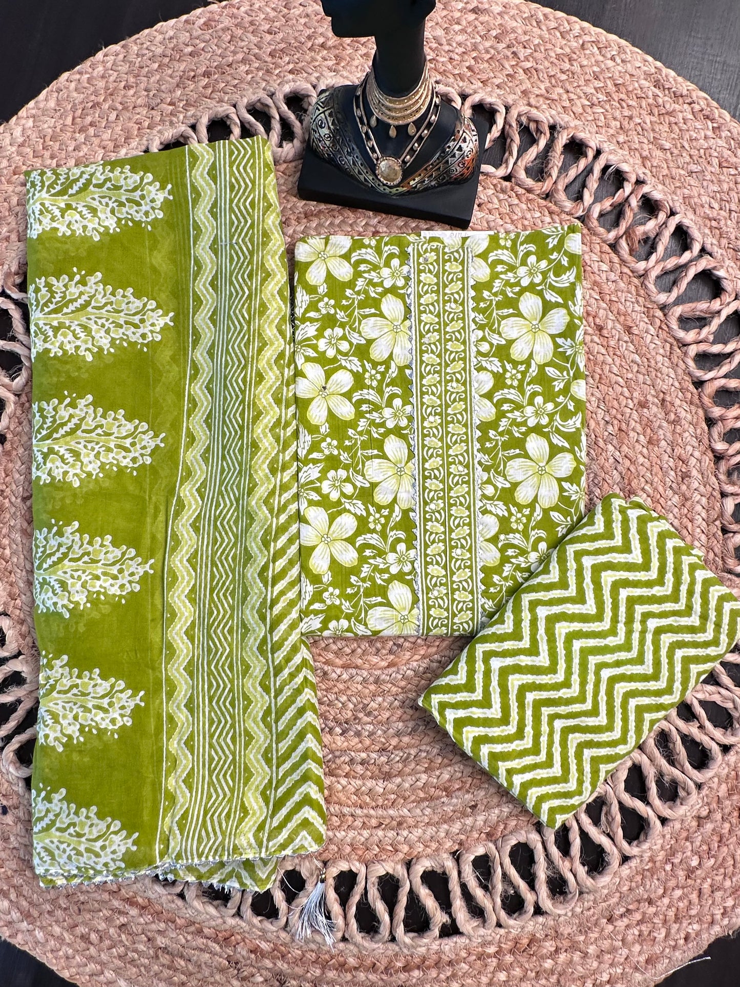 Mehendi Green Jaipuri Necktie Cotton 3-Piece Suit