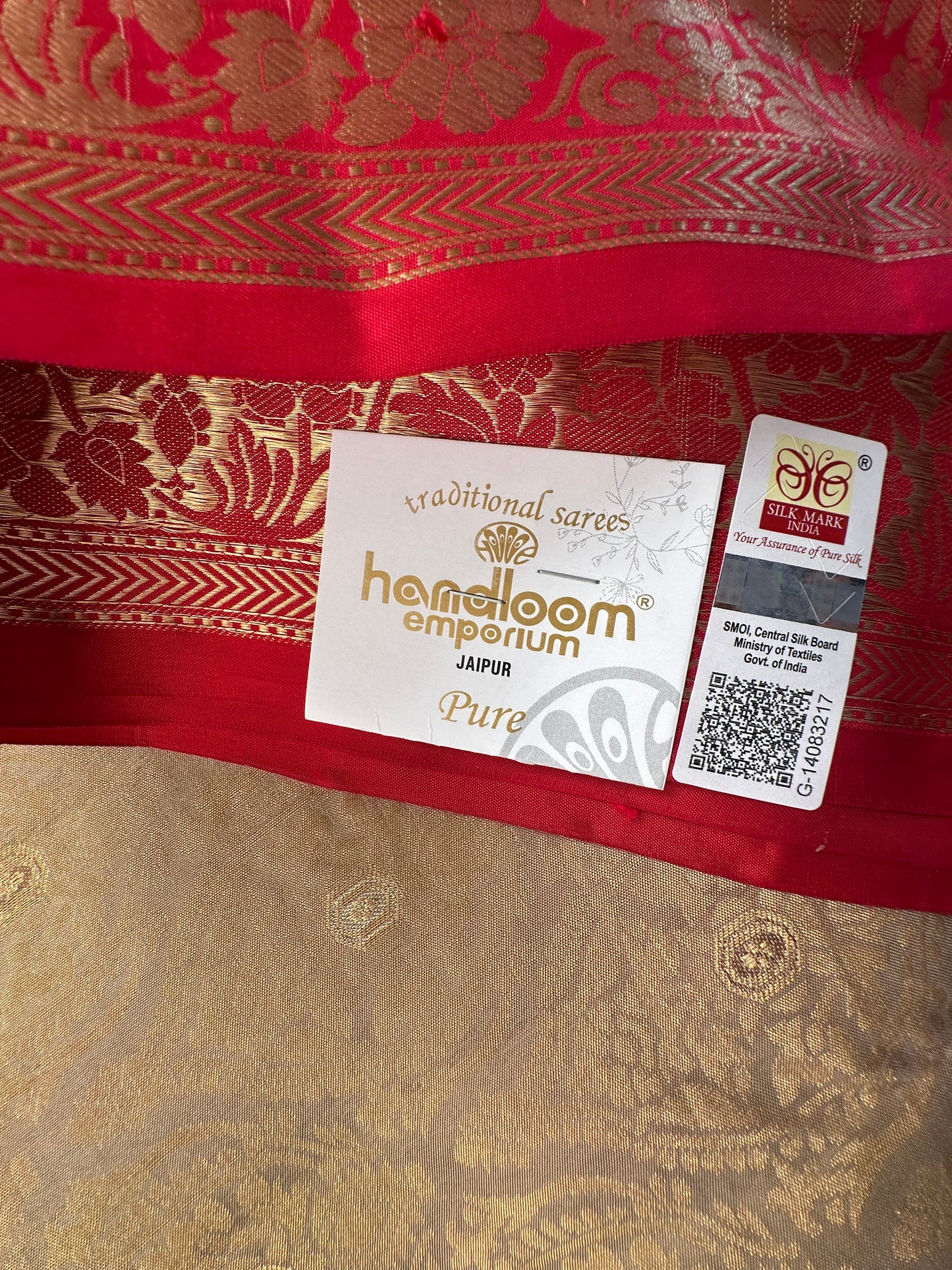Beige-Red Handloom Kanjivaram Jamawar Pure Silk Saree
