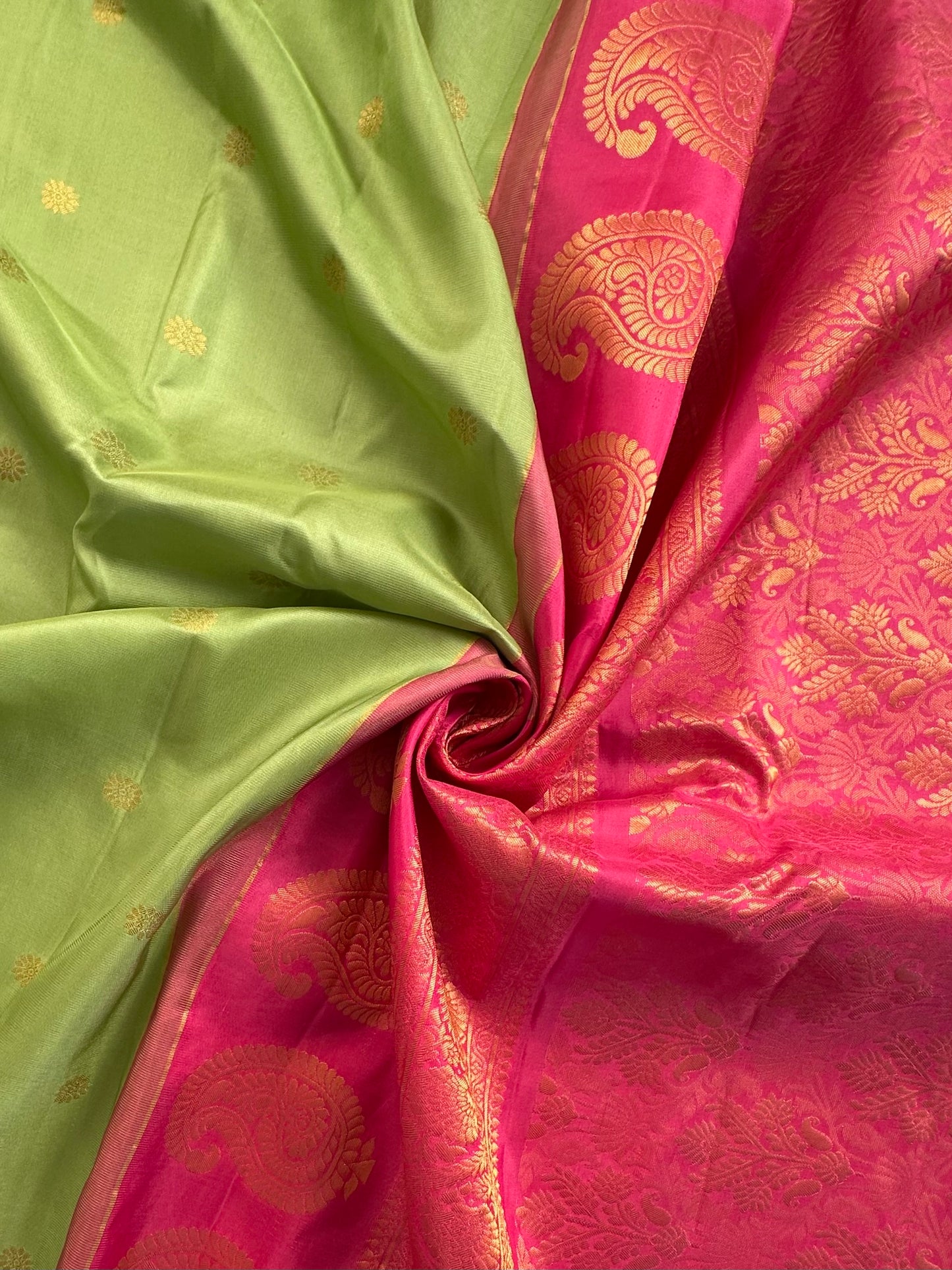 Pista Green-Pink Gadwal Pure Silk Saree