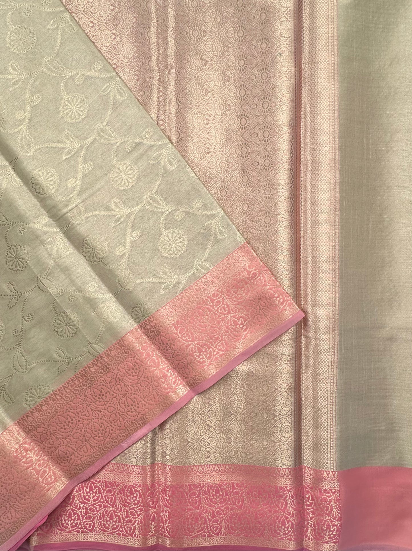Cream-Pink Seerat Tissue Saree