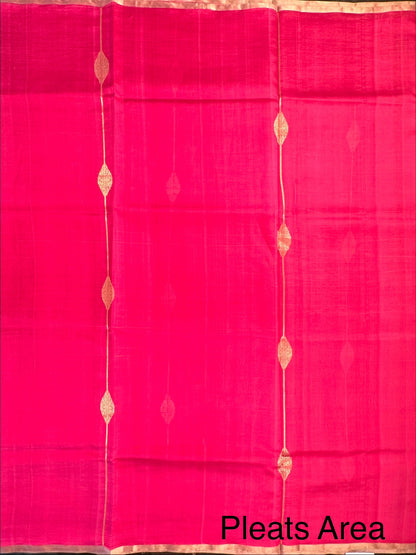 Strawberry Pink-Magenta Pink Vedika Banarasi Pure Silk Saree