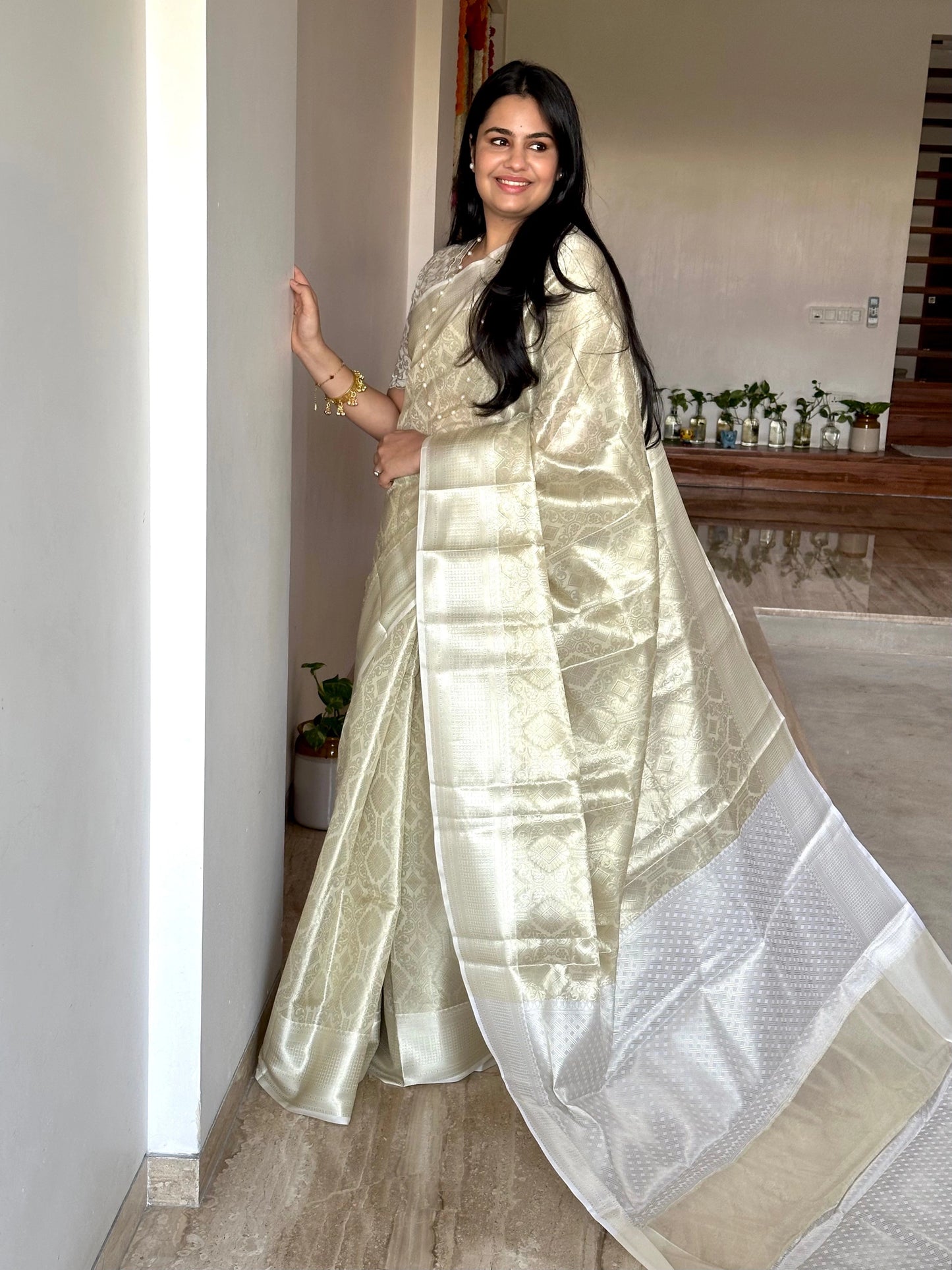 Off-White Saadagi Tissue Saree