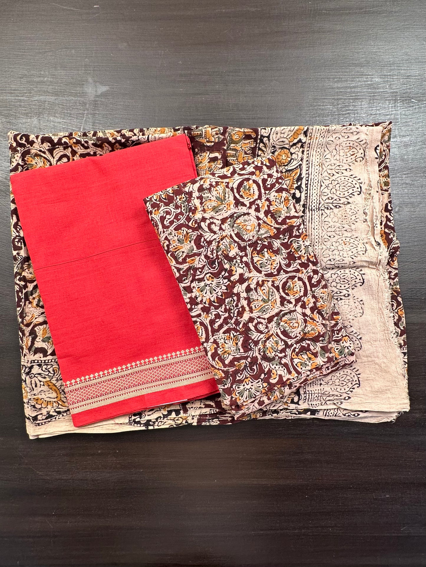 Red Mangalgiri Cotton Unstitched 3-Piece Suit