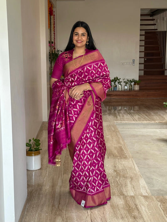 Magenta Ikkat Patola Handloom Silk Saree