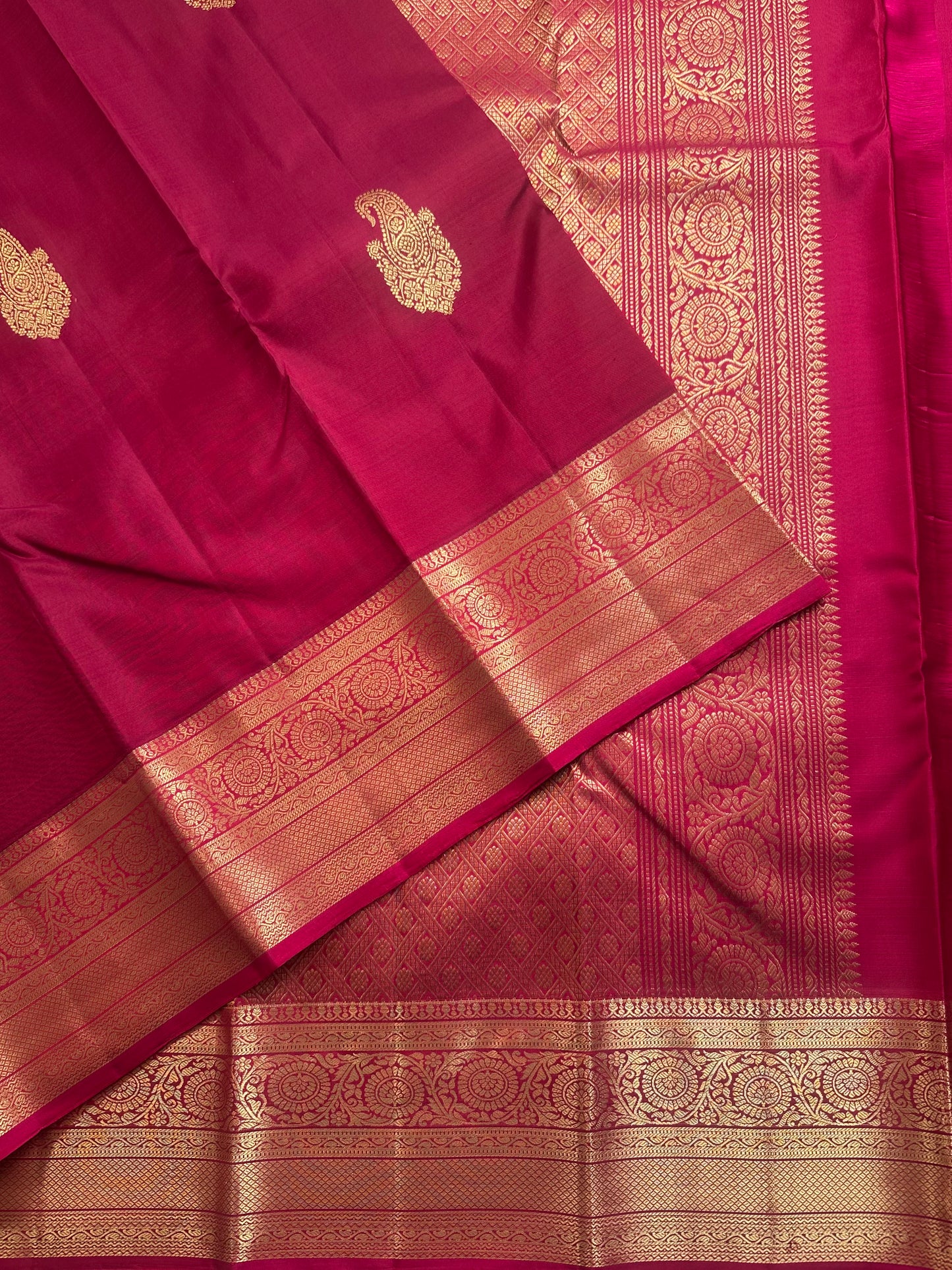 Magenta Handloom Kanjivaram Pure Silk Saree