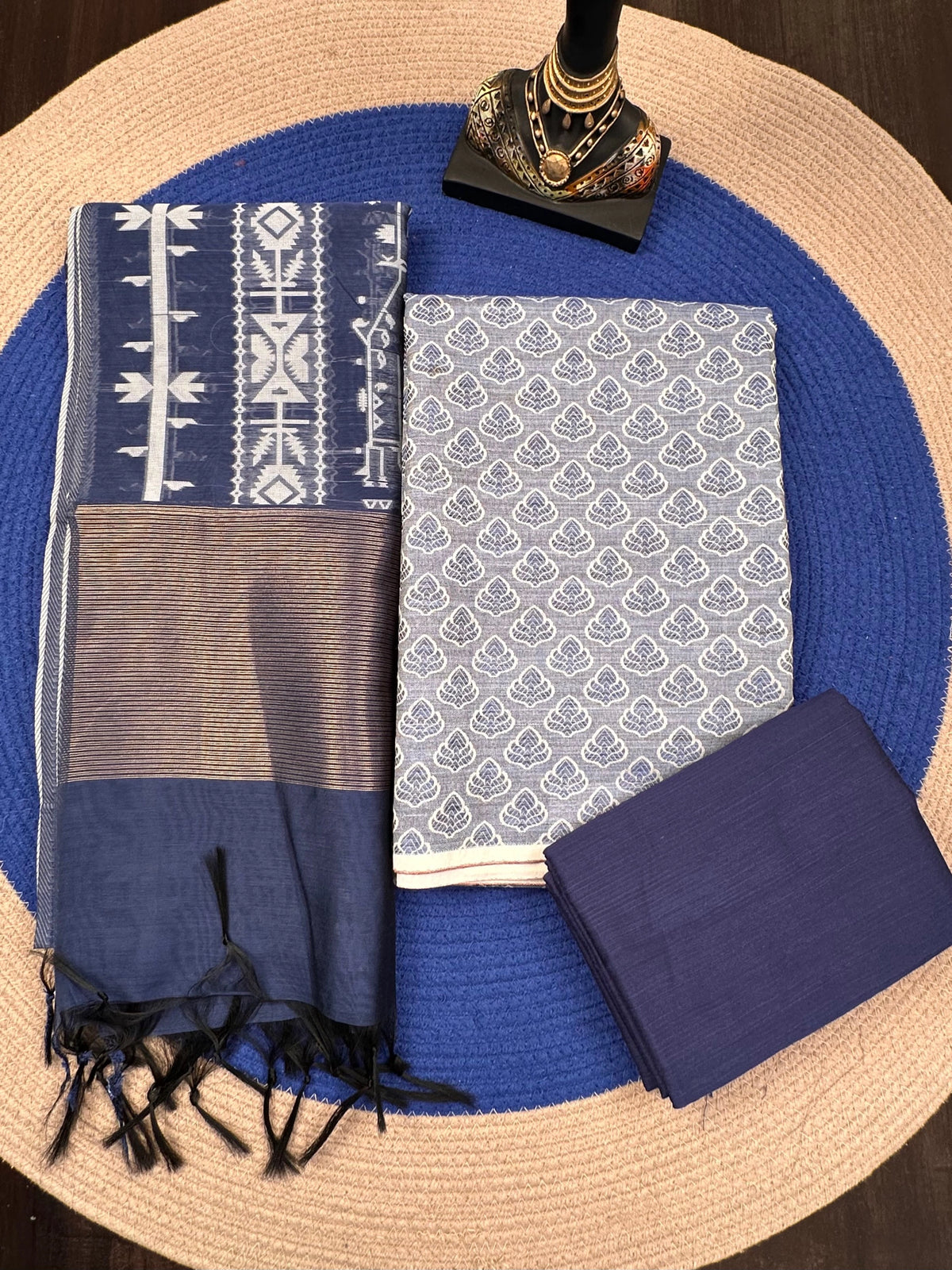 Blue Jacquard 3-piece Unstitched Cotton Suit