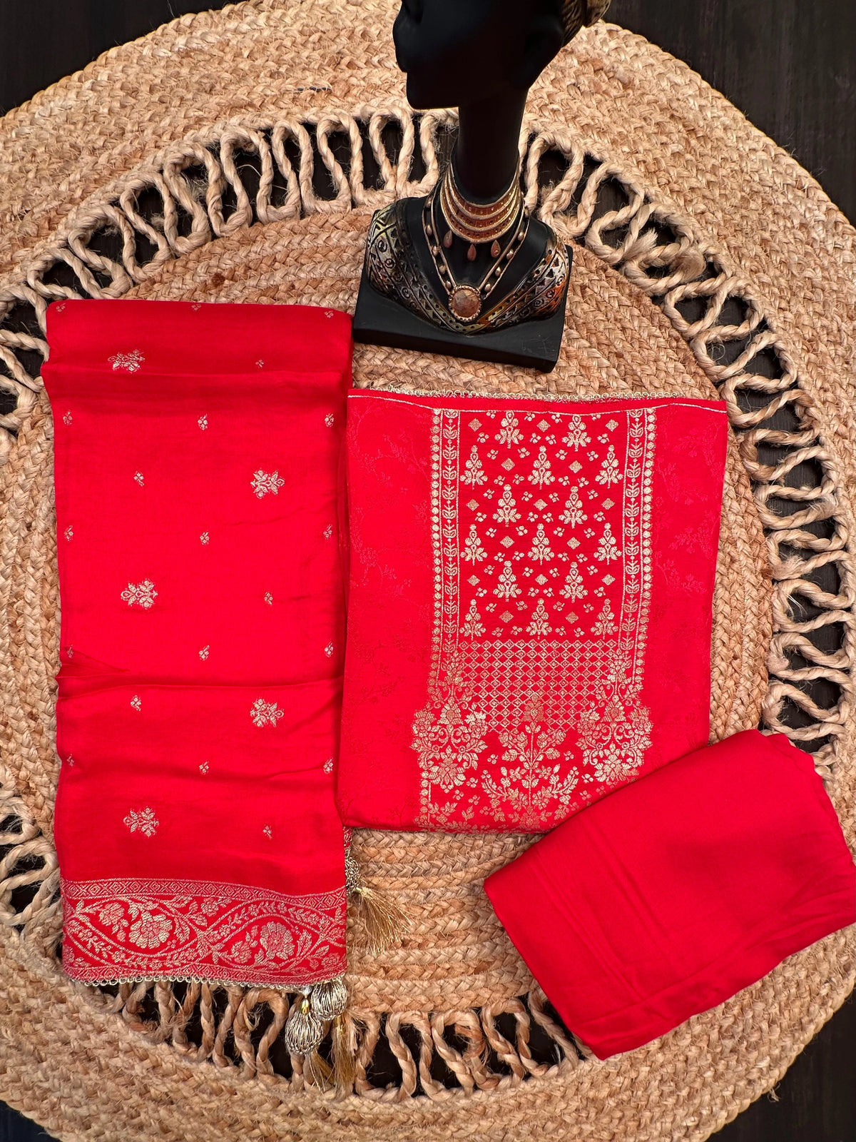 Red Artificial Crepe Unstitched 3-Piece Suit