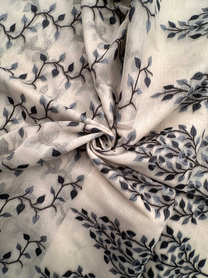 Off White-Black Jamdani Fancy Cotton Saree