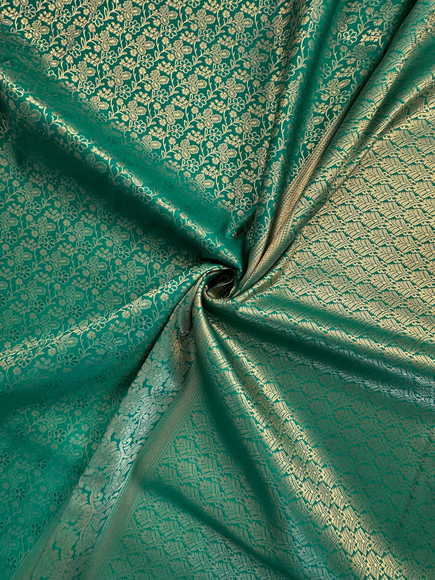 Green Jamawar Art Silk Saree