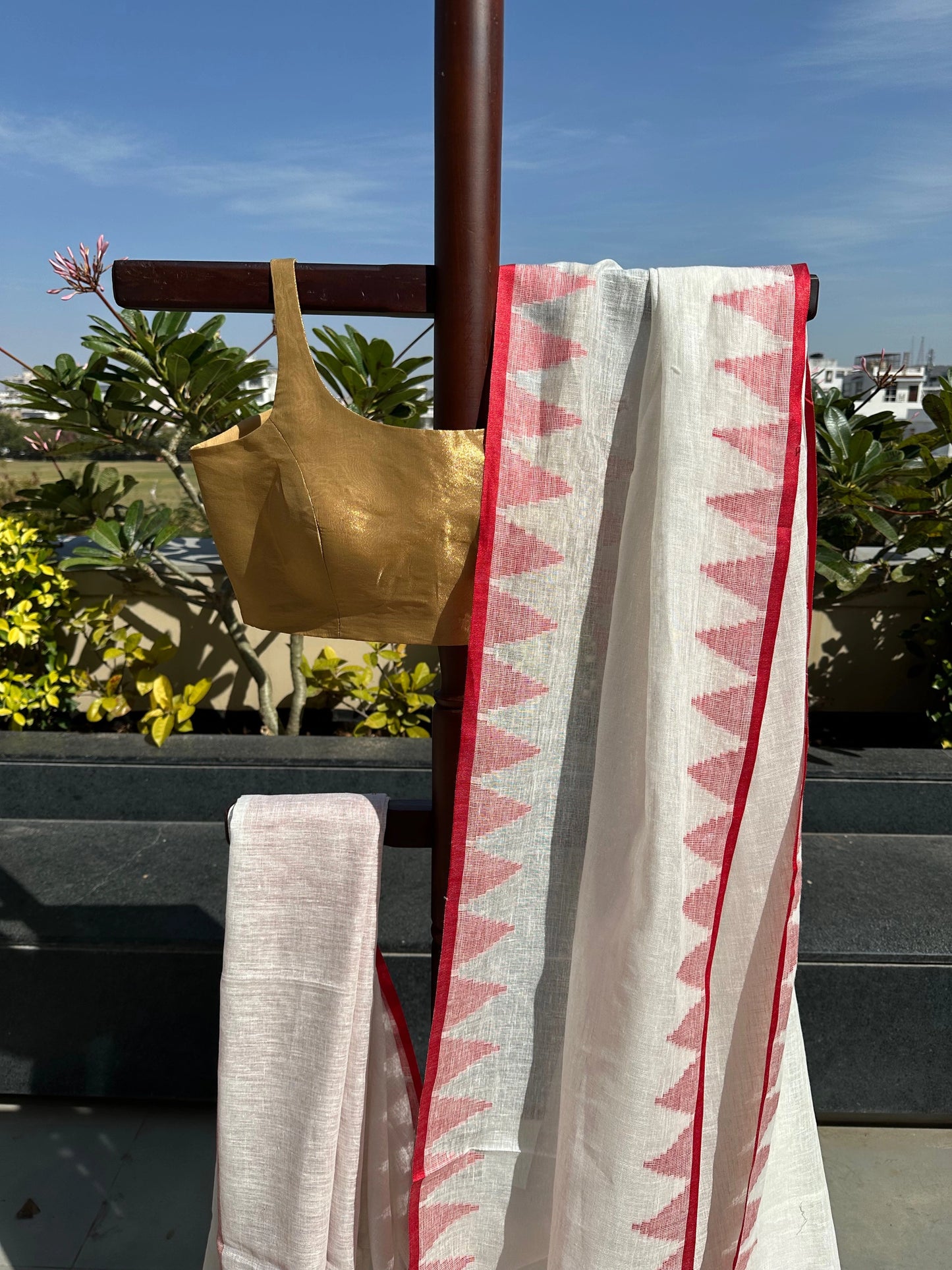 Off White-Red Linen Saree