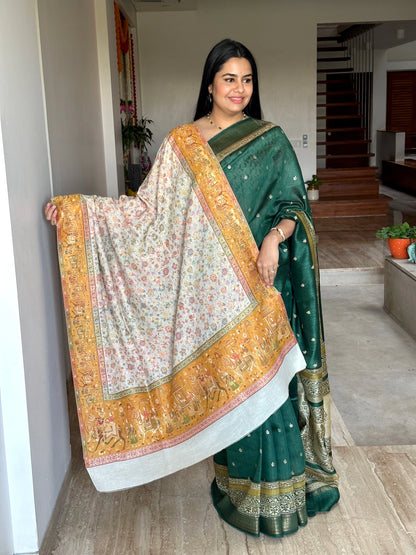 Cream-Mustard Woolen Shawl