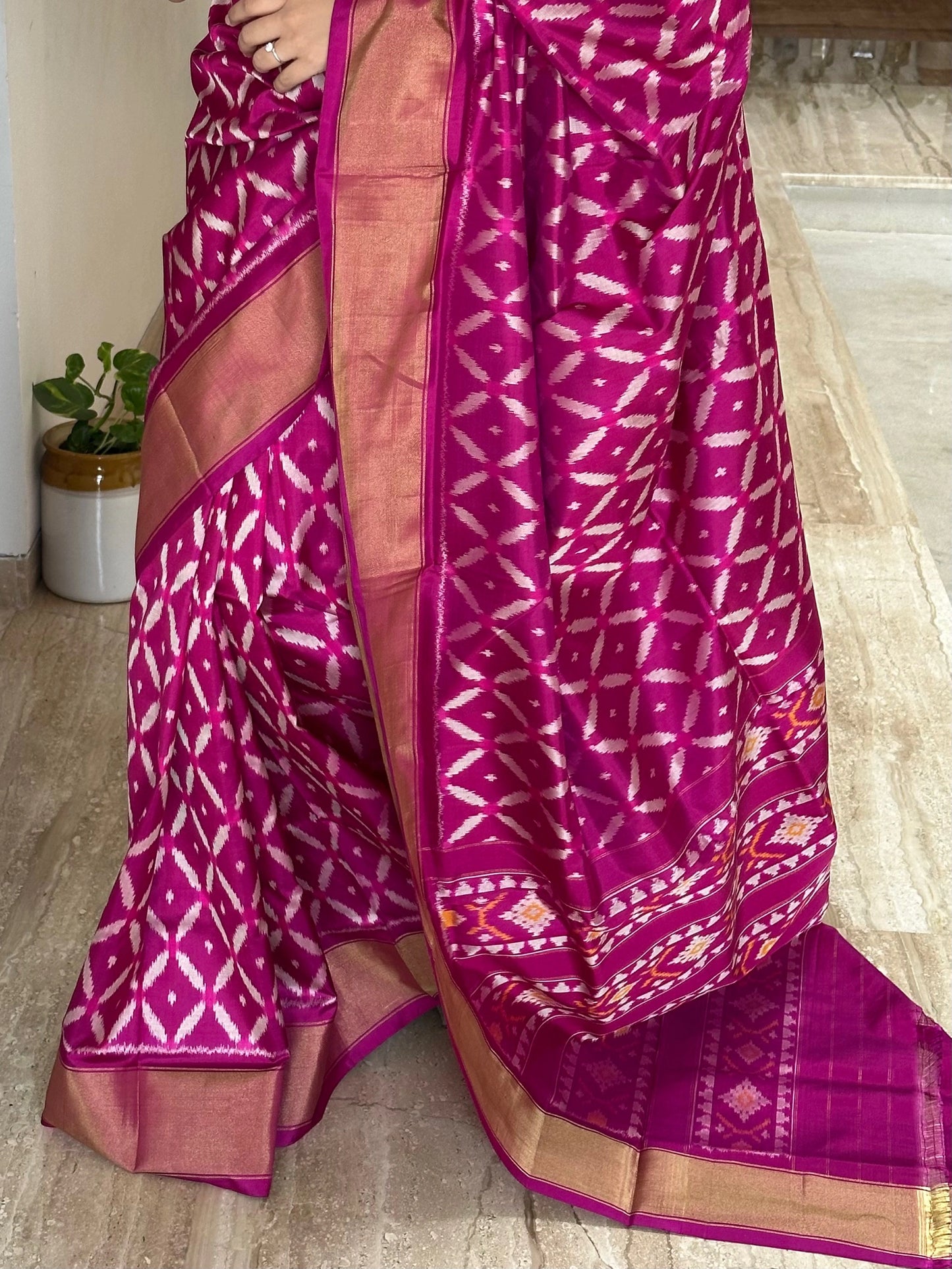 Magenta Ikkat Patola Handloom Silk Saree