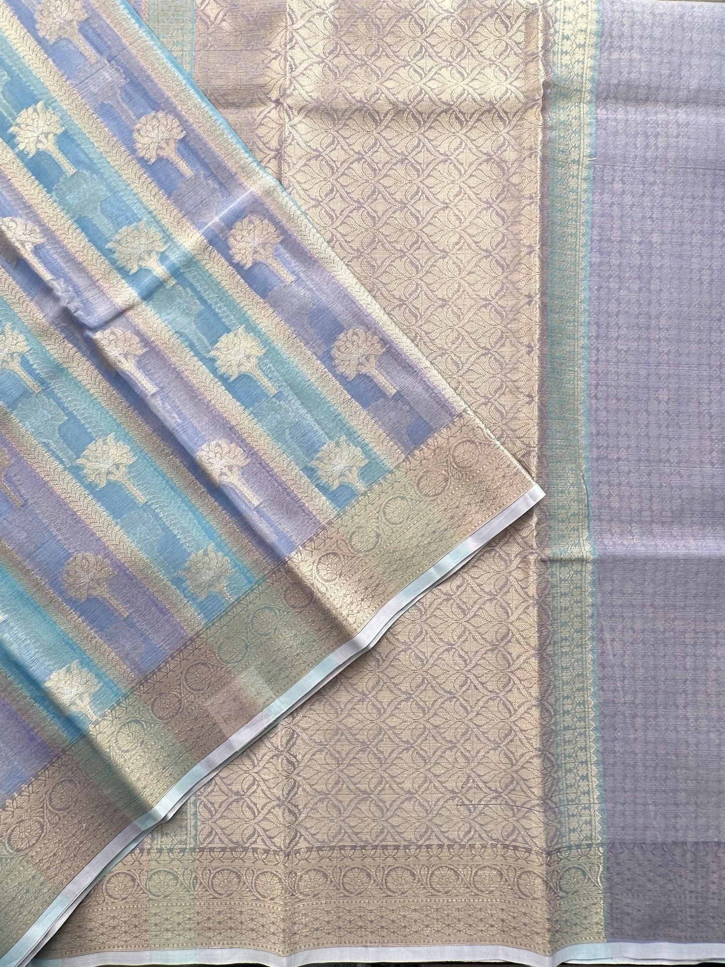 Ishpreet Tissue Saree
