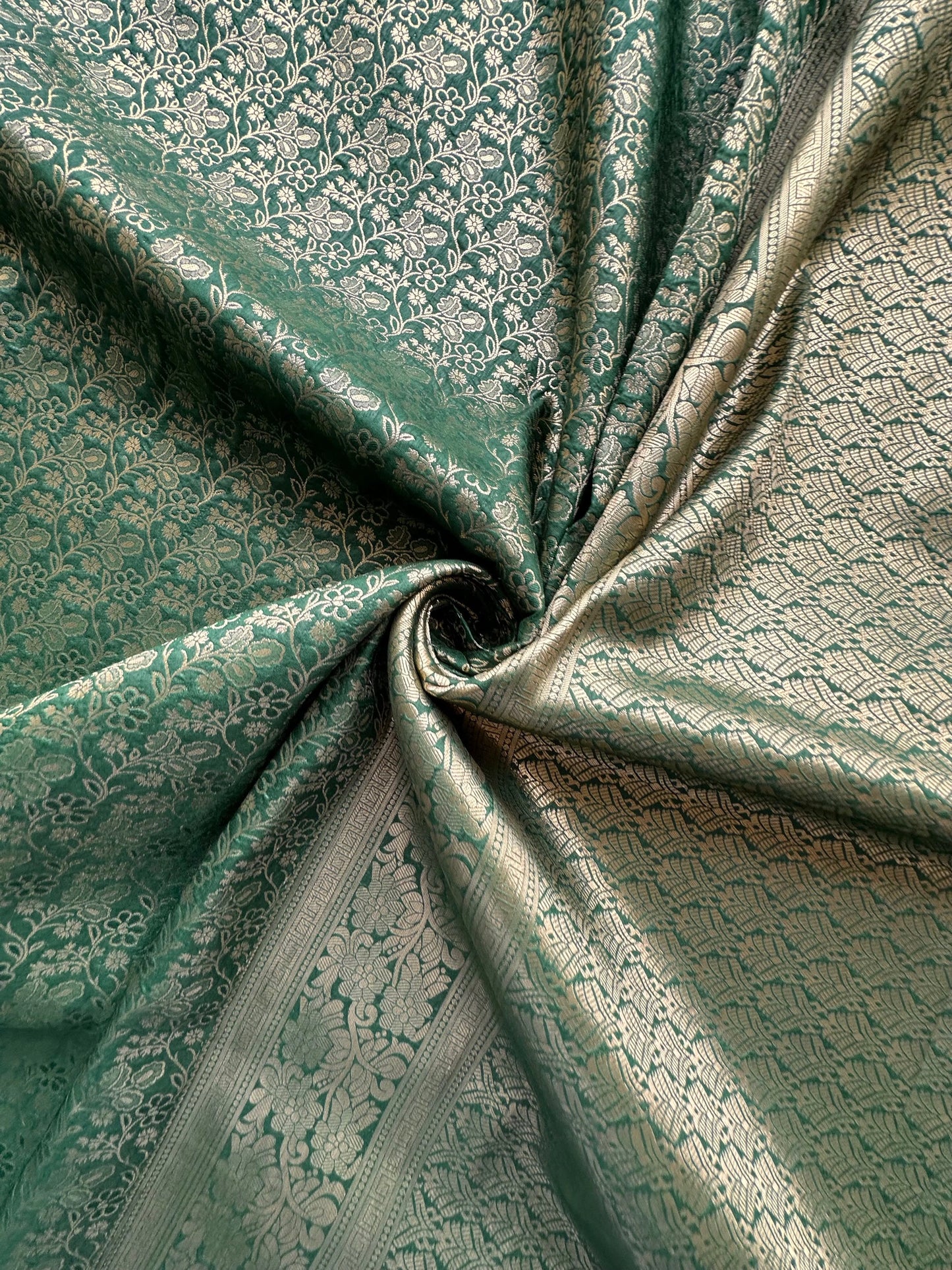 Bottle Green Jamawar Art Silk Saree