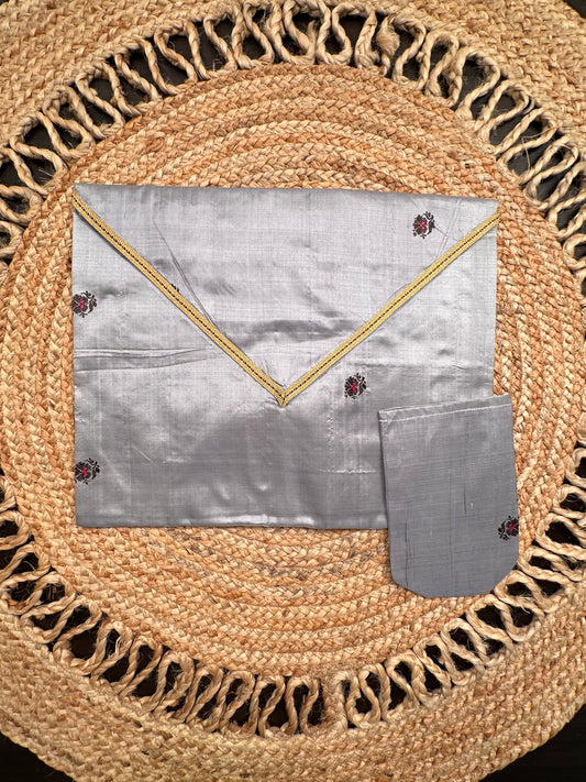 Grey Pure Silk Saree Bag With Pouch