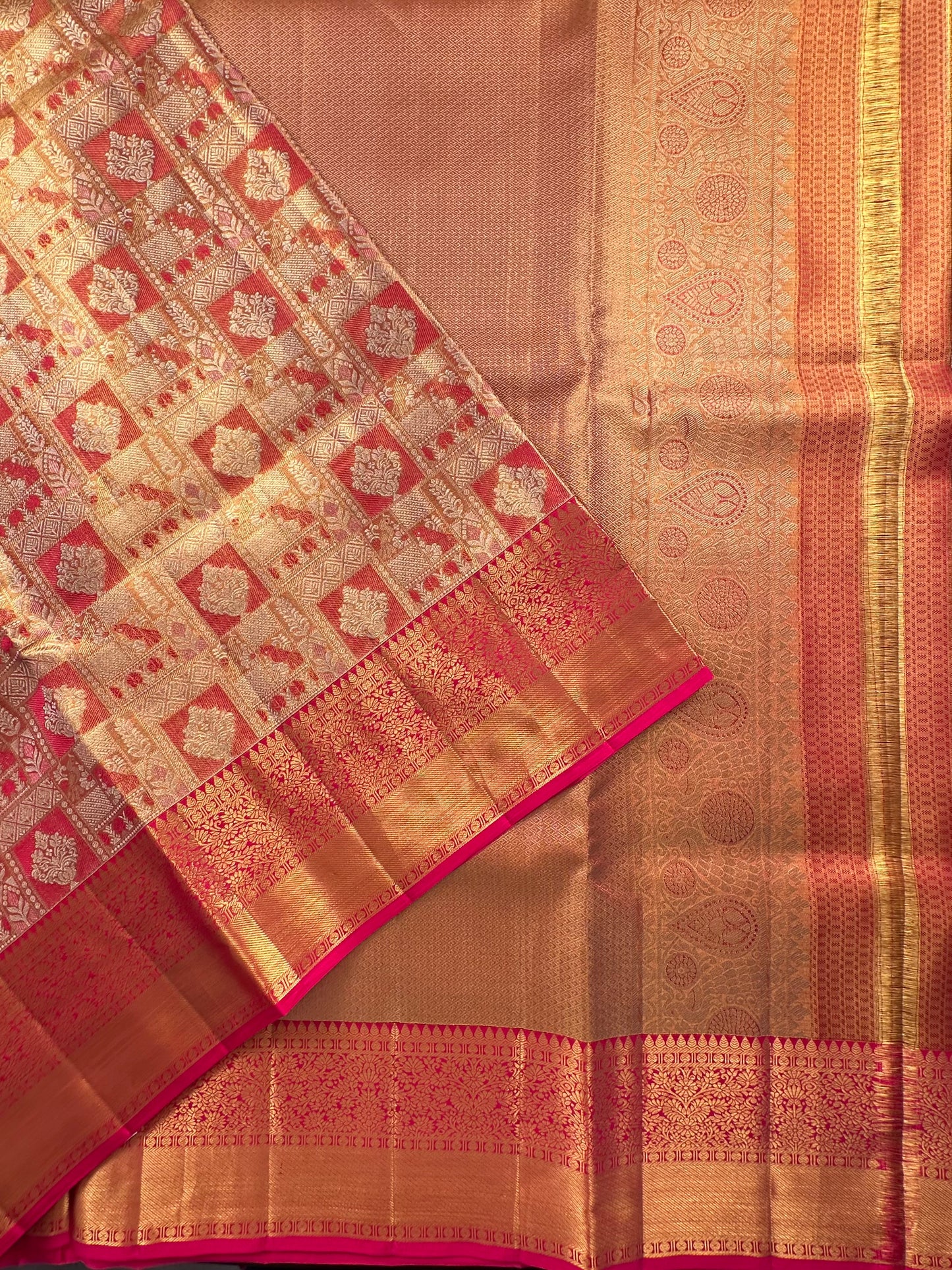 Golden-Rani Handloom  Jamawar Pure Tissue Silk Saree
