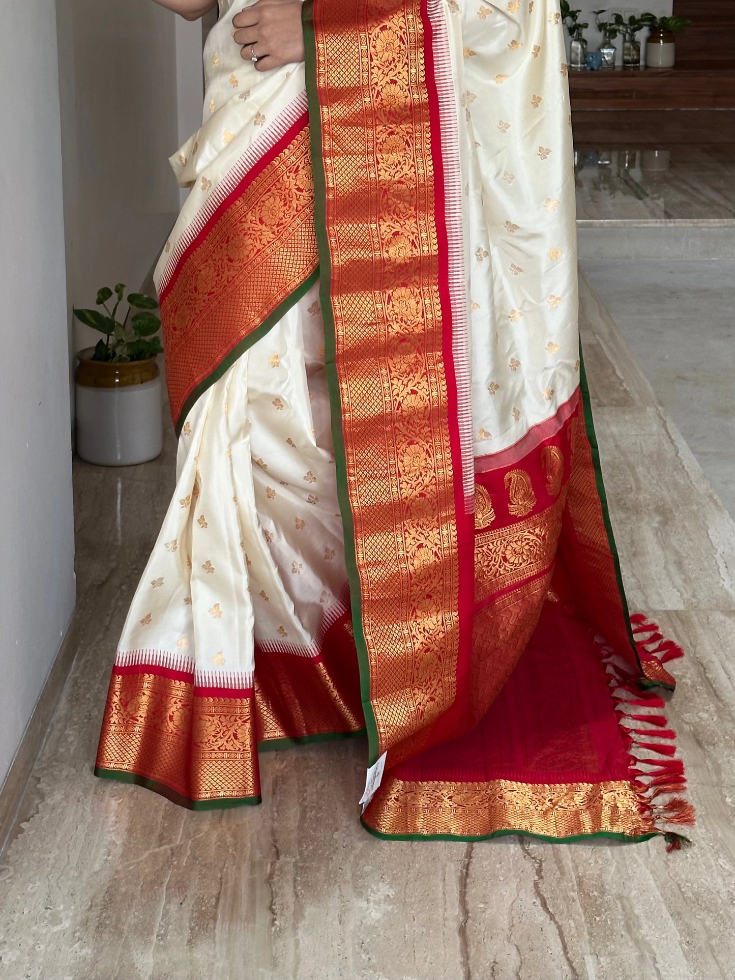 Off-White Red Gadwal Pure Silk Saree