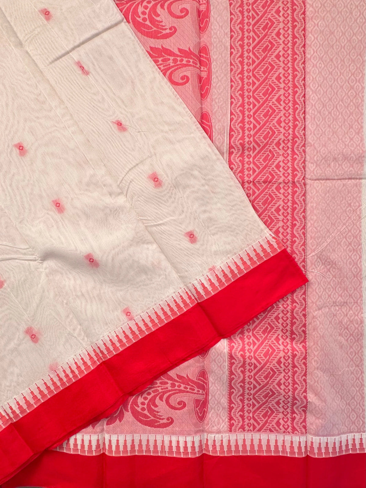 Off White-Red Doodh Aalta Cotton Saree