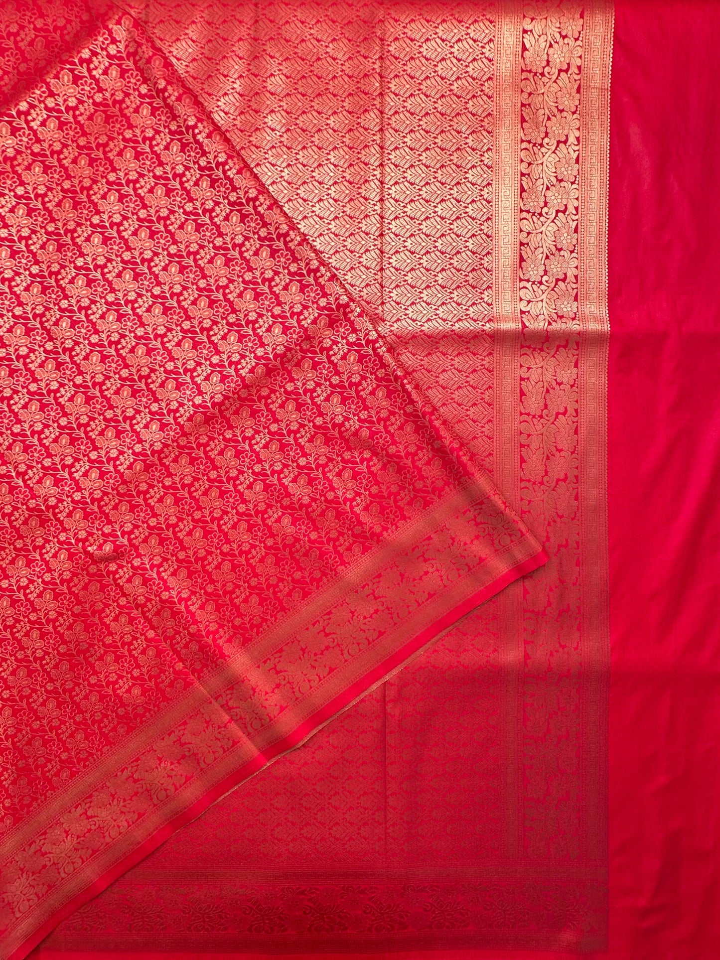 Red Jamawar Art Silk Saree