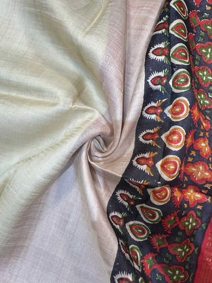 Cream Shantiniketan Print Tussar Silk Saree