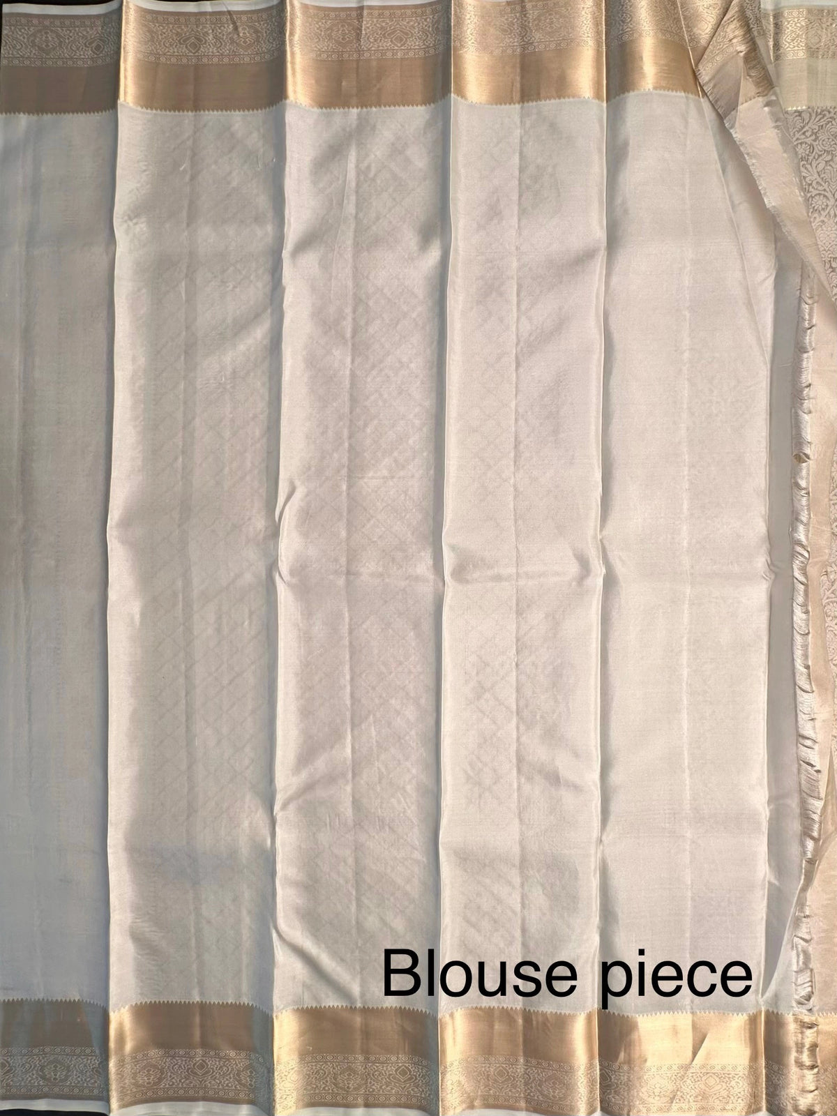 Off White Handloom Kanjivaram Jamawar Pure Silk Saree