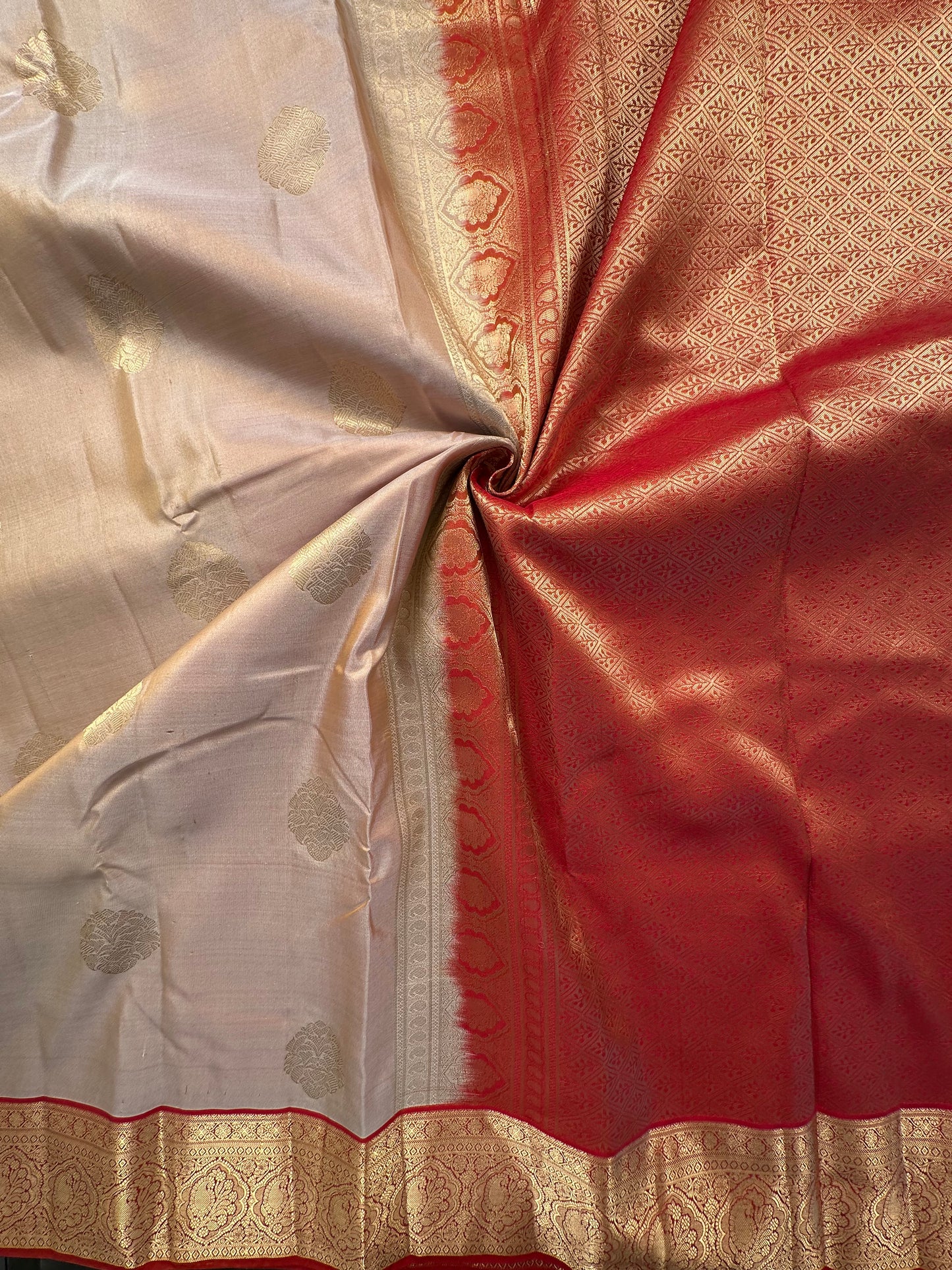 Beige Pondicherry Handloom Pure Silk Saree
