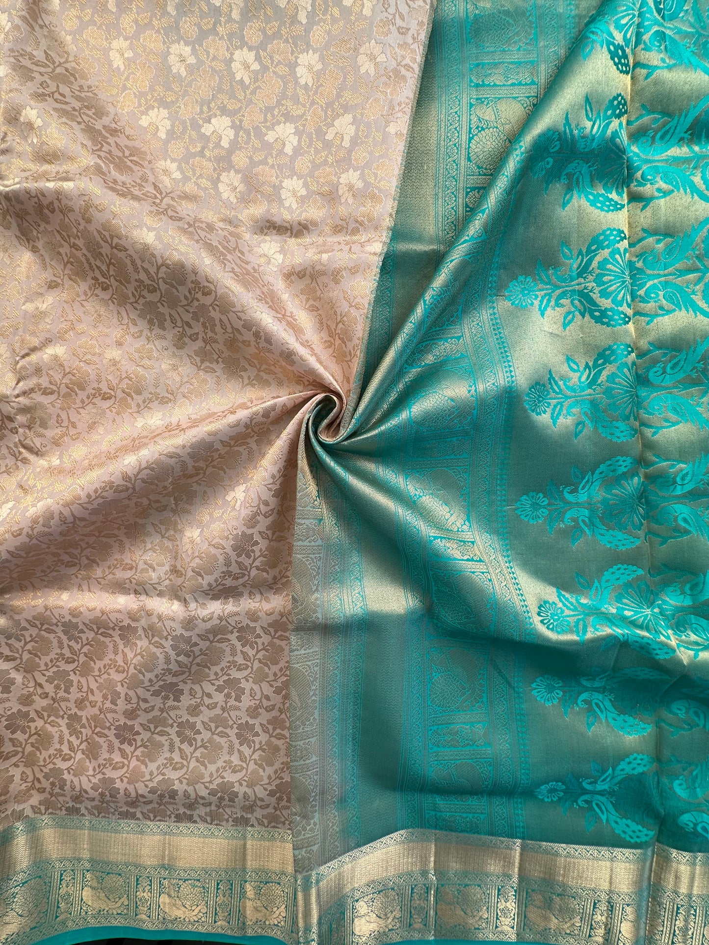 Cream-Sea Green Handloom Kanjivaram Jamawar Pure Silk Saree