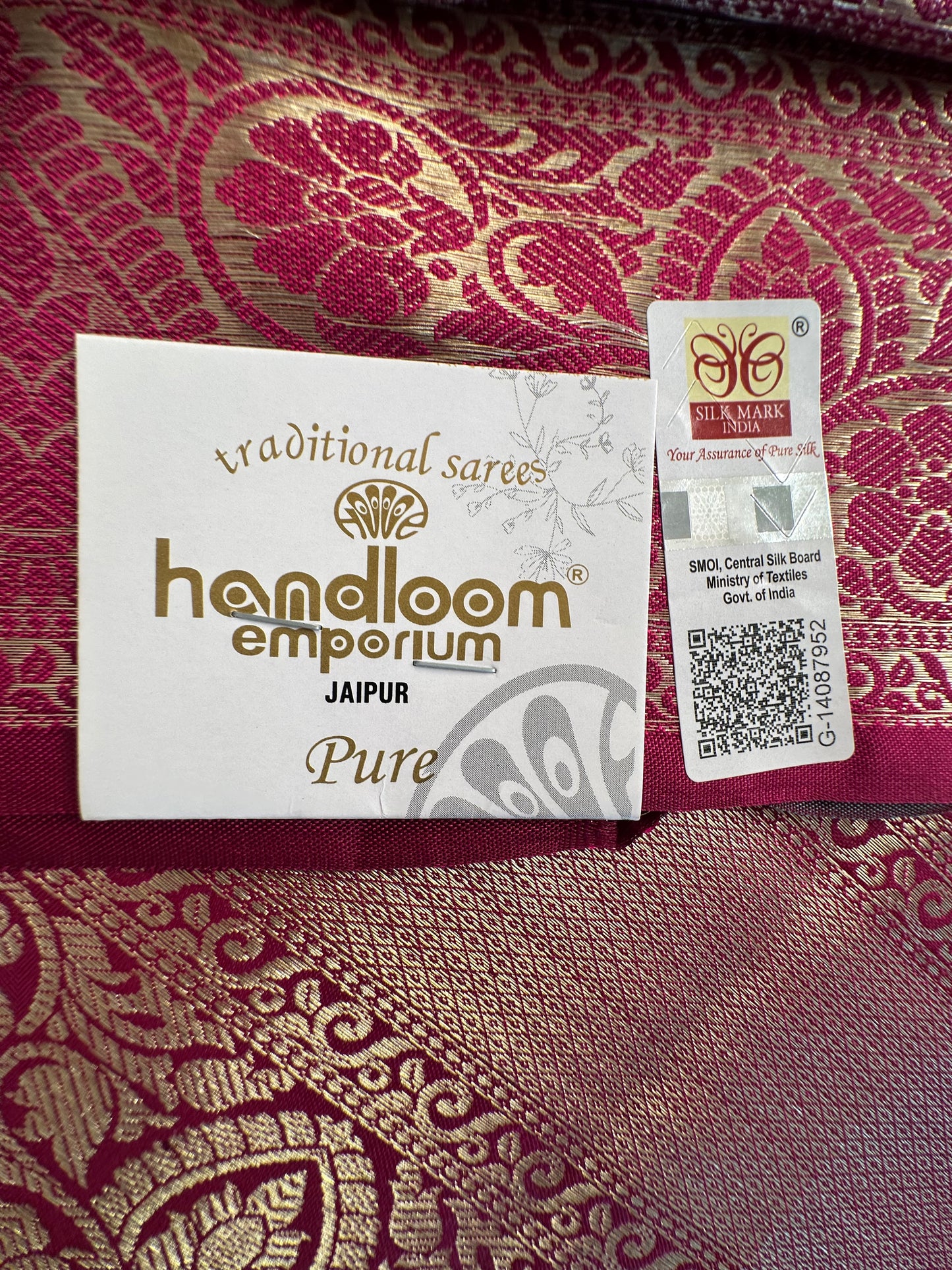 Magenta Handloom Kanjivaram Jamawar Pure Silk Saree